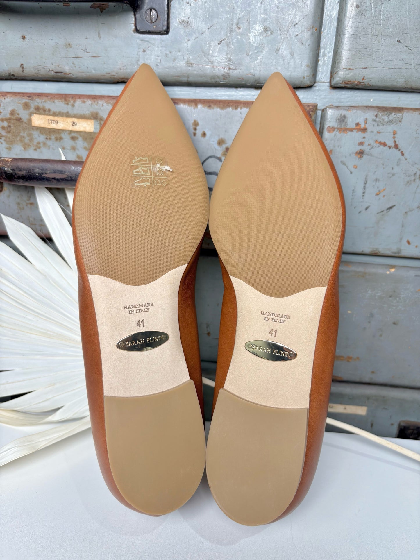 W Shoe Size 41 (10, US) Sarah Flint Cognac Vachetta Leather Flats