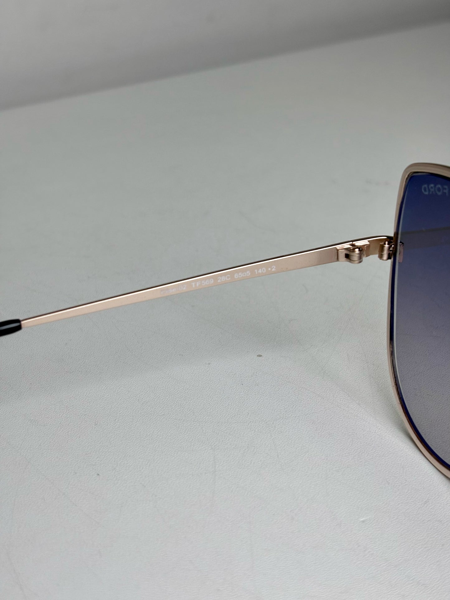 Tom Ford TF569 Rose Gold Elise Women's Pre-owned Silver Metal Sunglasses