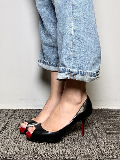 W Shoe Size 40.5 (10.5 US) Christian Louboutin Black & Red Leather Heels