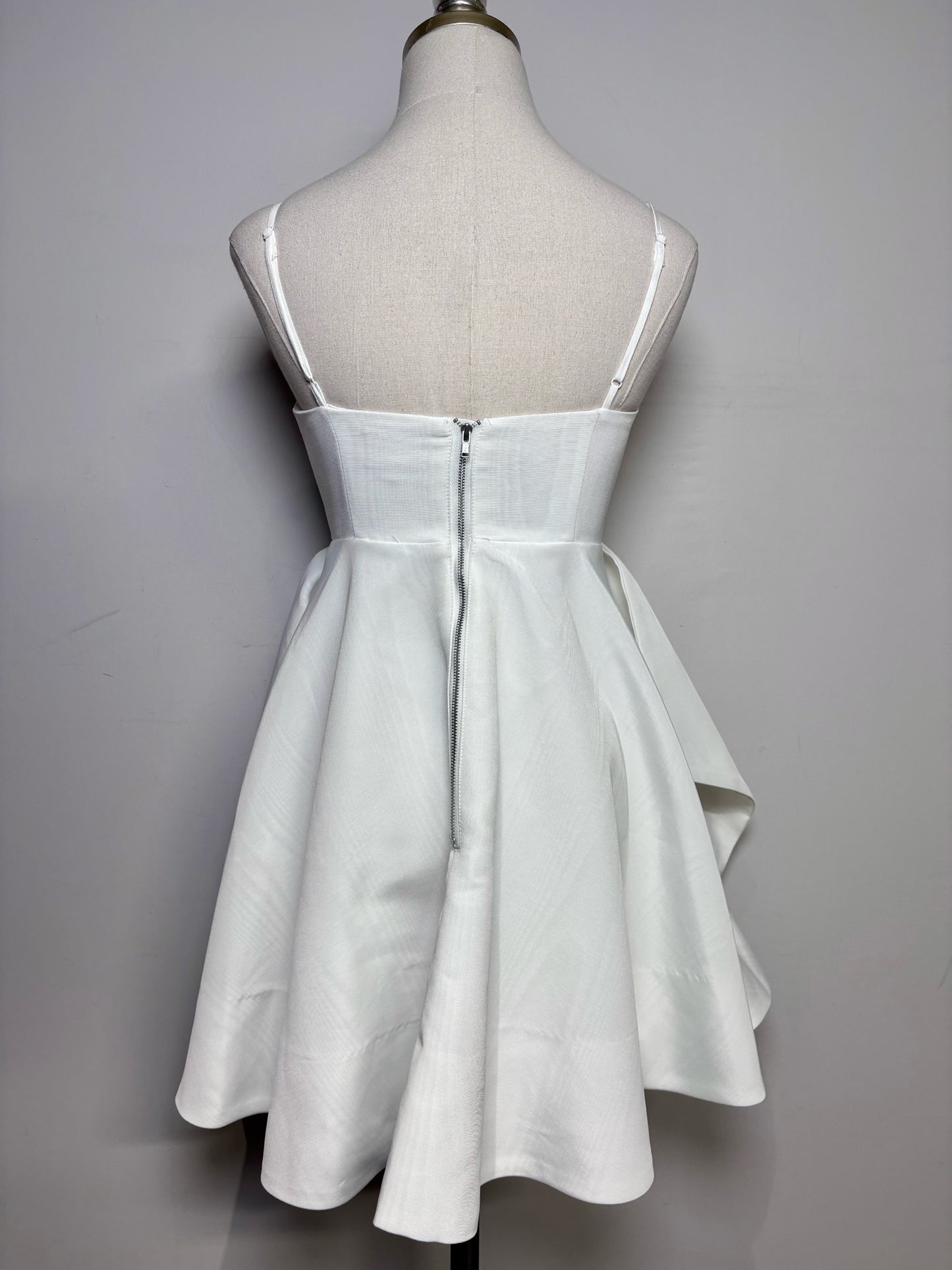 Women Size 2 Bardot White Solid Polyester Women's NWT Dress