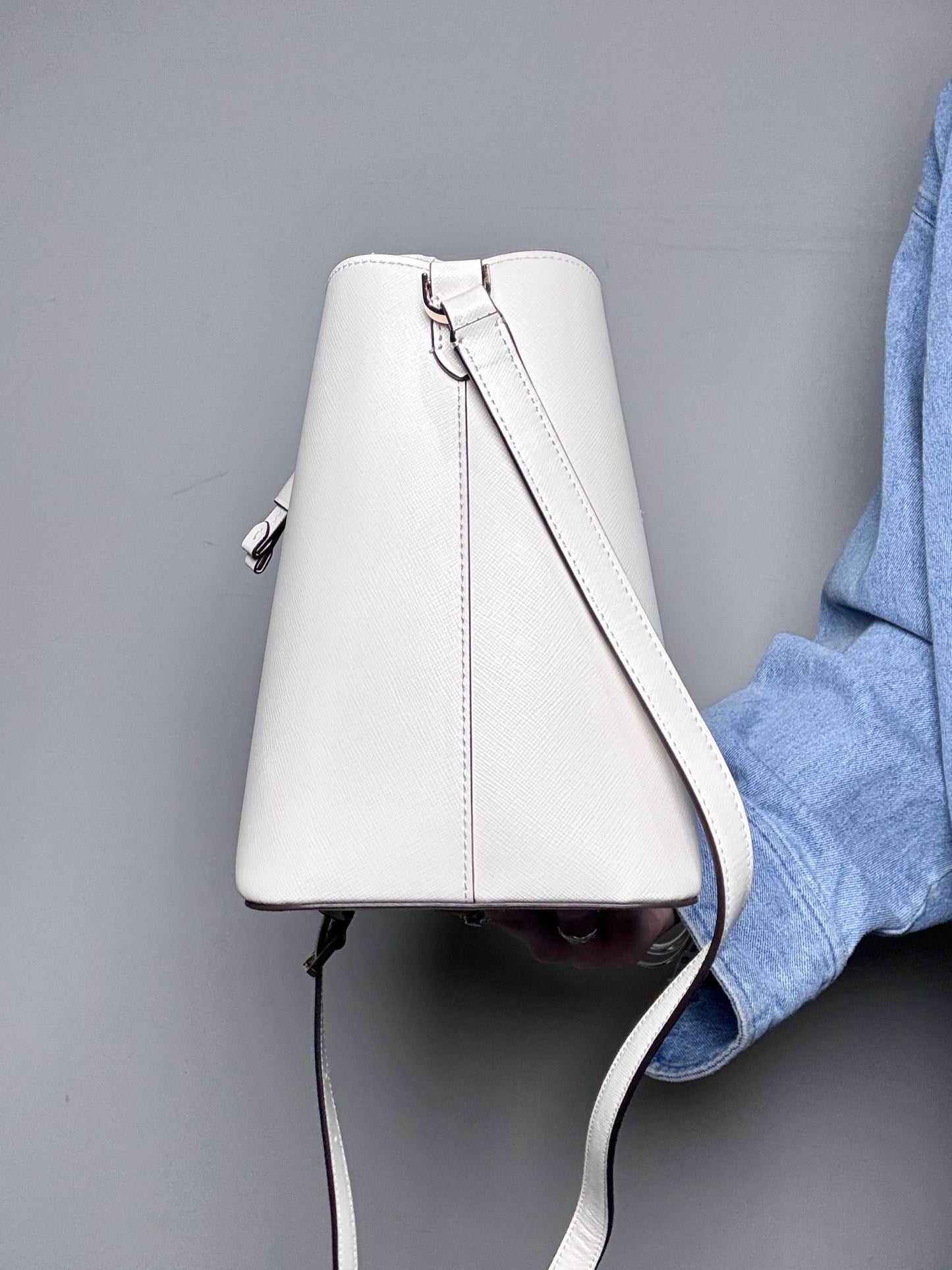 Kate Spade New York Sadie Saffiano Leather NWT Bone Saffiano Purse, Pre-owned