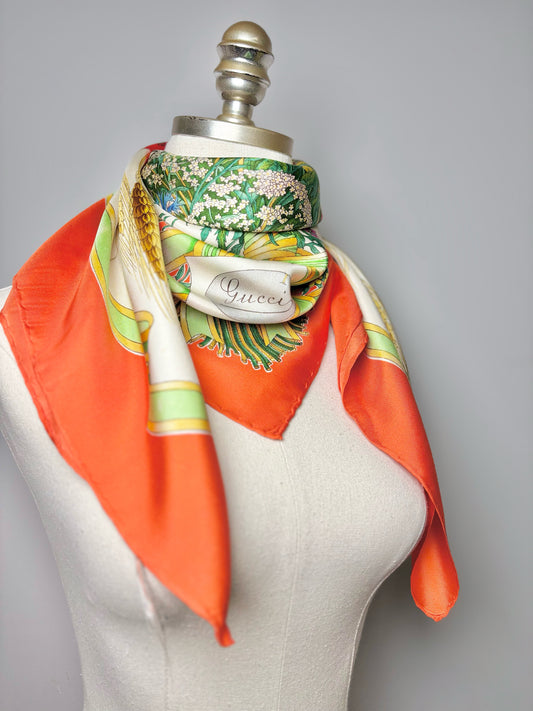 Gucci Floral Printed Hand-rolled 33 x 33 Vintage Silk Scarf