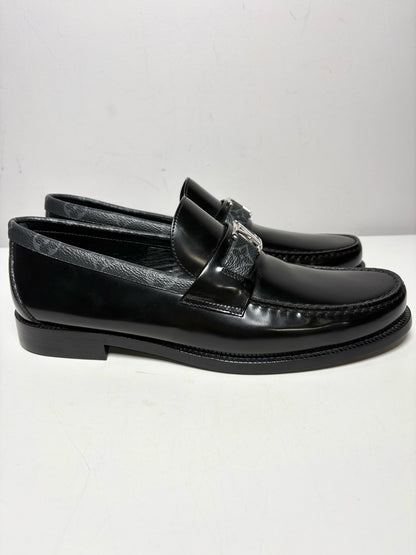 Louis Vuitton Black Leather Solid Mens Shoe Size 8M Men's Pre-owned, NWT Loafers