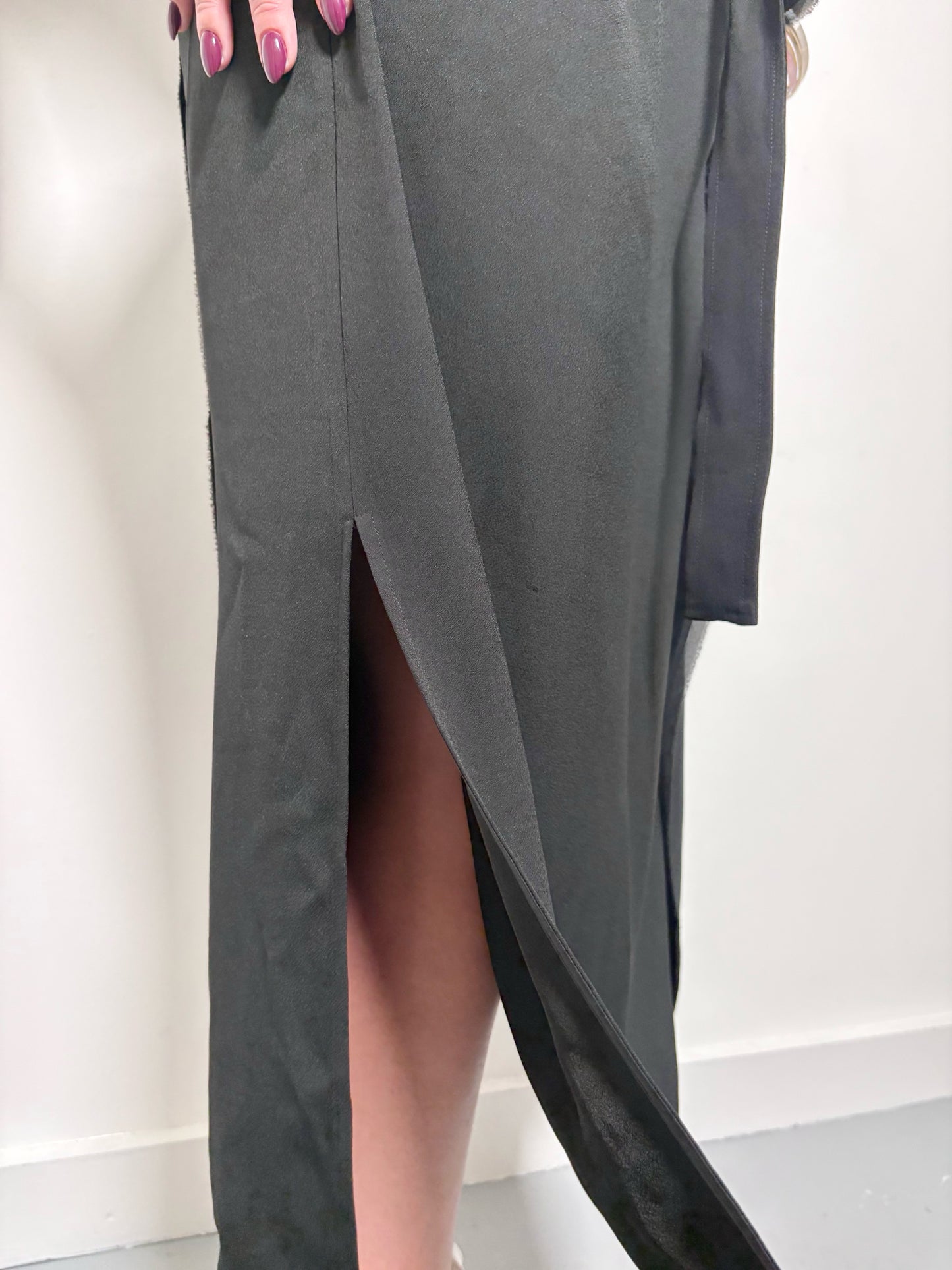 Women Size 10 Ulla Johnson Black Solid Midi Peplum Dress