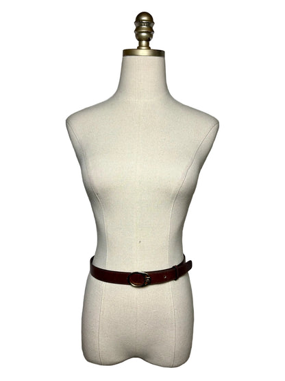 Women's Size 70/28 (XS) Gucci Vintage 1970s/1980s Brown Leather Gold-Tone Logo Buckle Pre-Owned Belt
