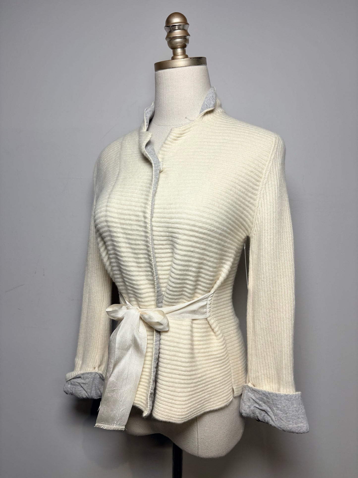 Women's Size S (Estimated) Brunello Cucinelli Cream Cashmere Pre-Owned Ribbed Sweater