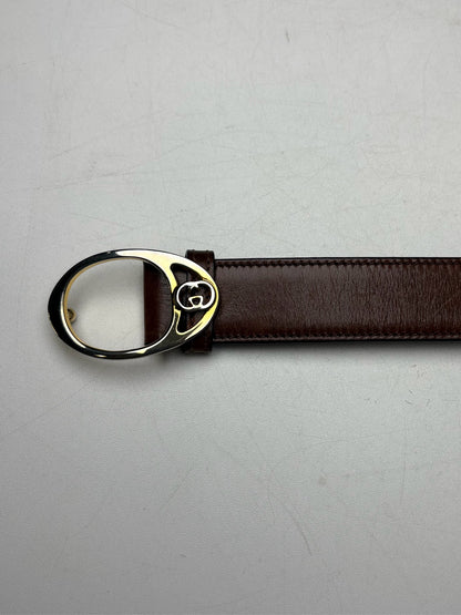Women's Size 70/28 (XS) Gucci Vintage 1970s/1980s Brown Leather Gold-Tone Logo Buckle Pre-Owned Belt