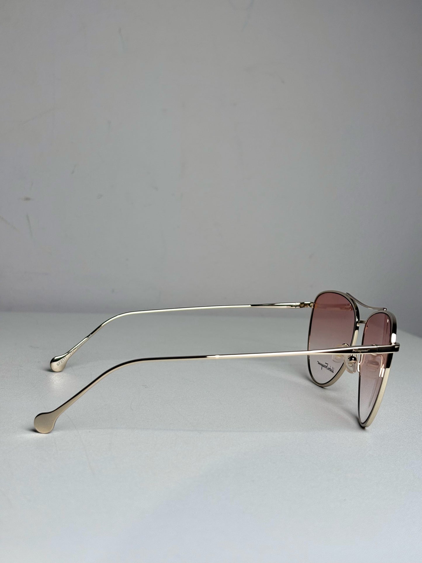Salvatore Ferragamo Aviator Women's Pre-owned, NWOT Gold Tone Metal Sunglasses