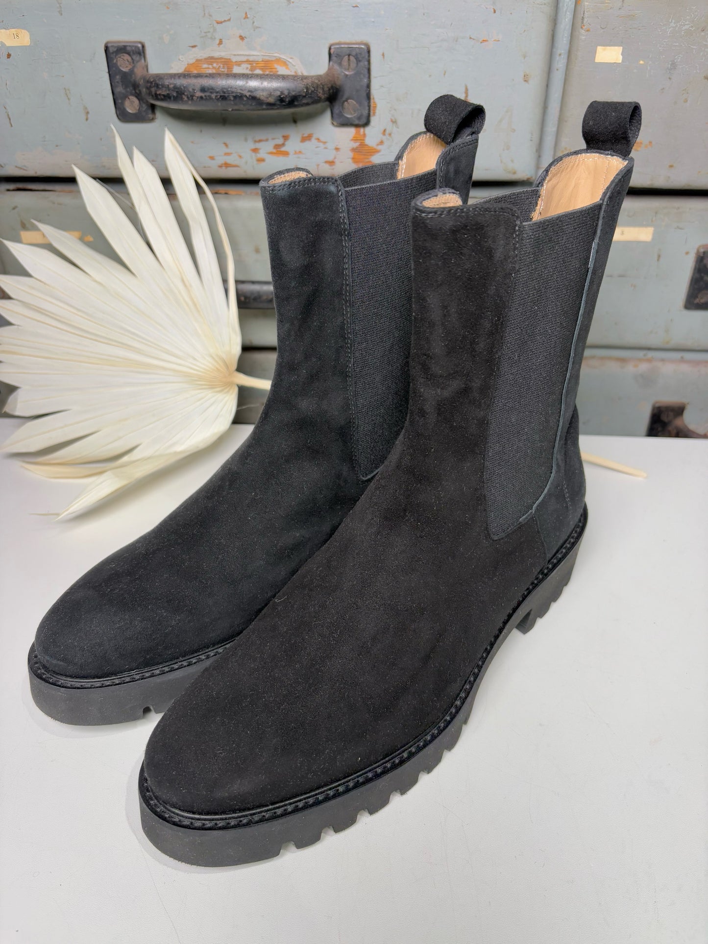 W Shoe Size 39 (8.5 US) Ann Mashburn Black Suede Boots