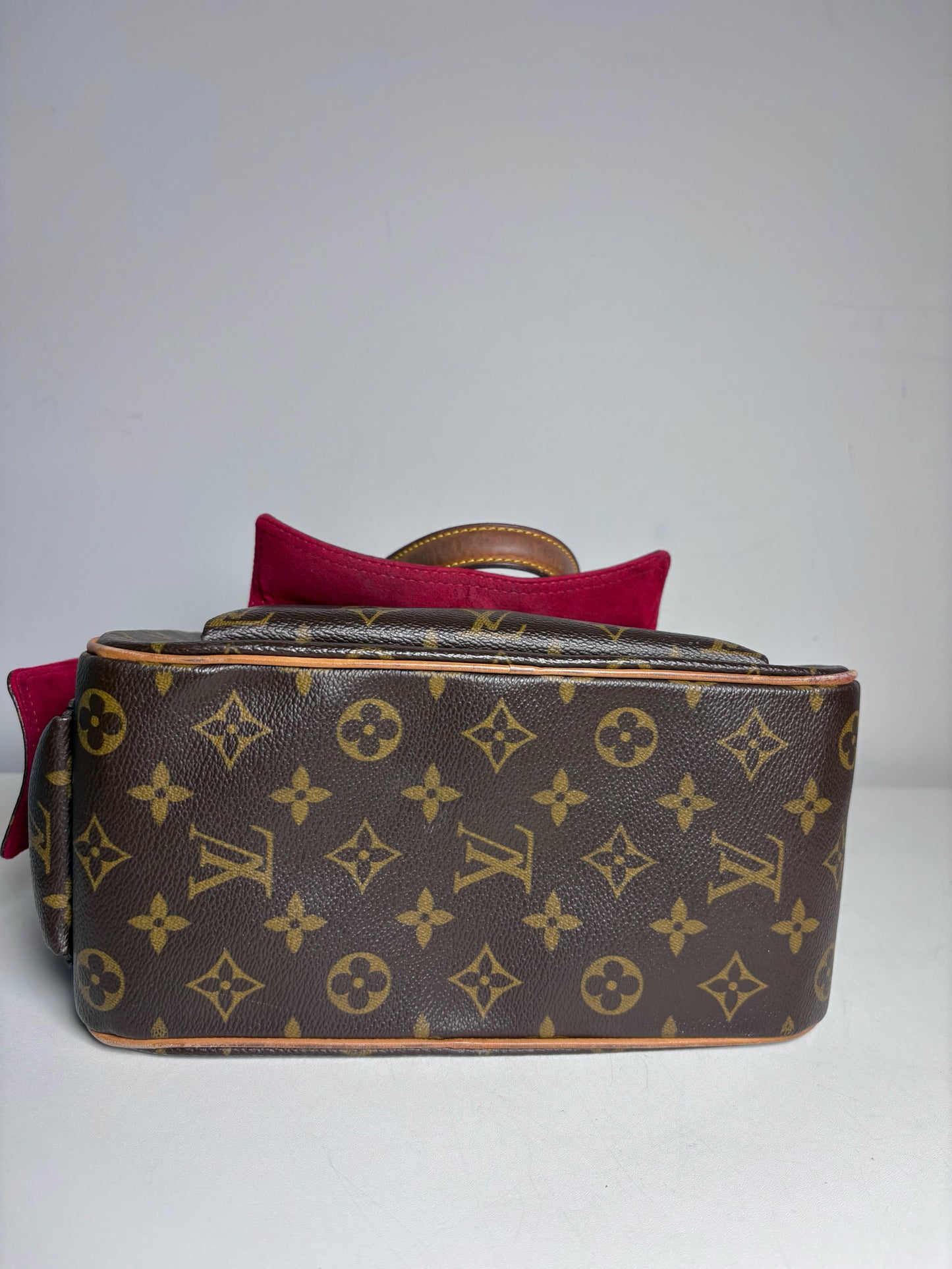 Louis Vuitton Exentri Cite' Monogram Vintage Coated Canvas Pre-owned Brown Purse