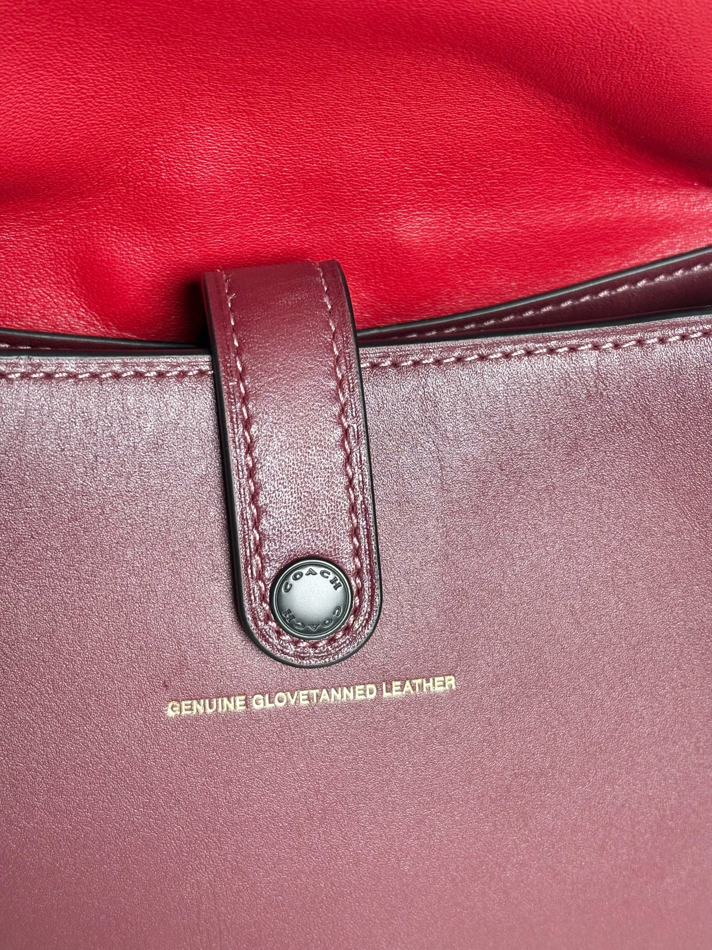 Women's Coach 20115 Pearls, Grommets Leather Pre-owned Bordeaux Saddle Bag