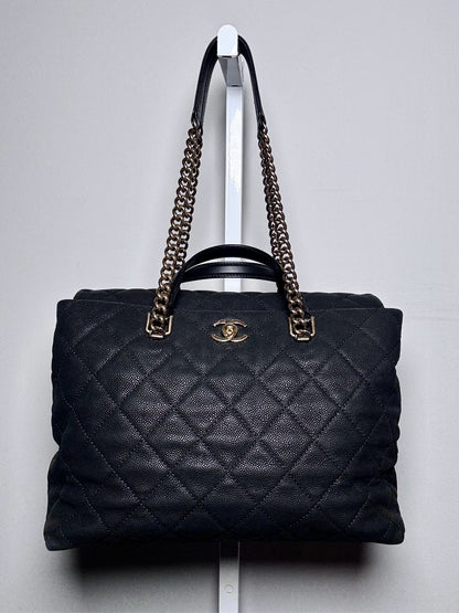 Leather Chanel Quilted Vintage Pre-owned Black Large Purse
