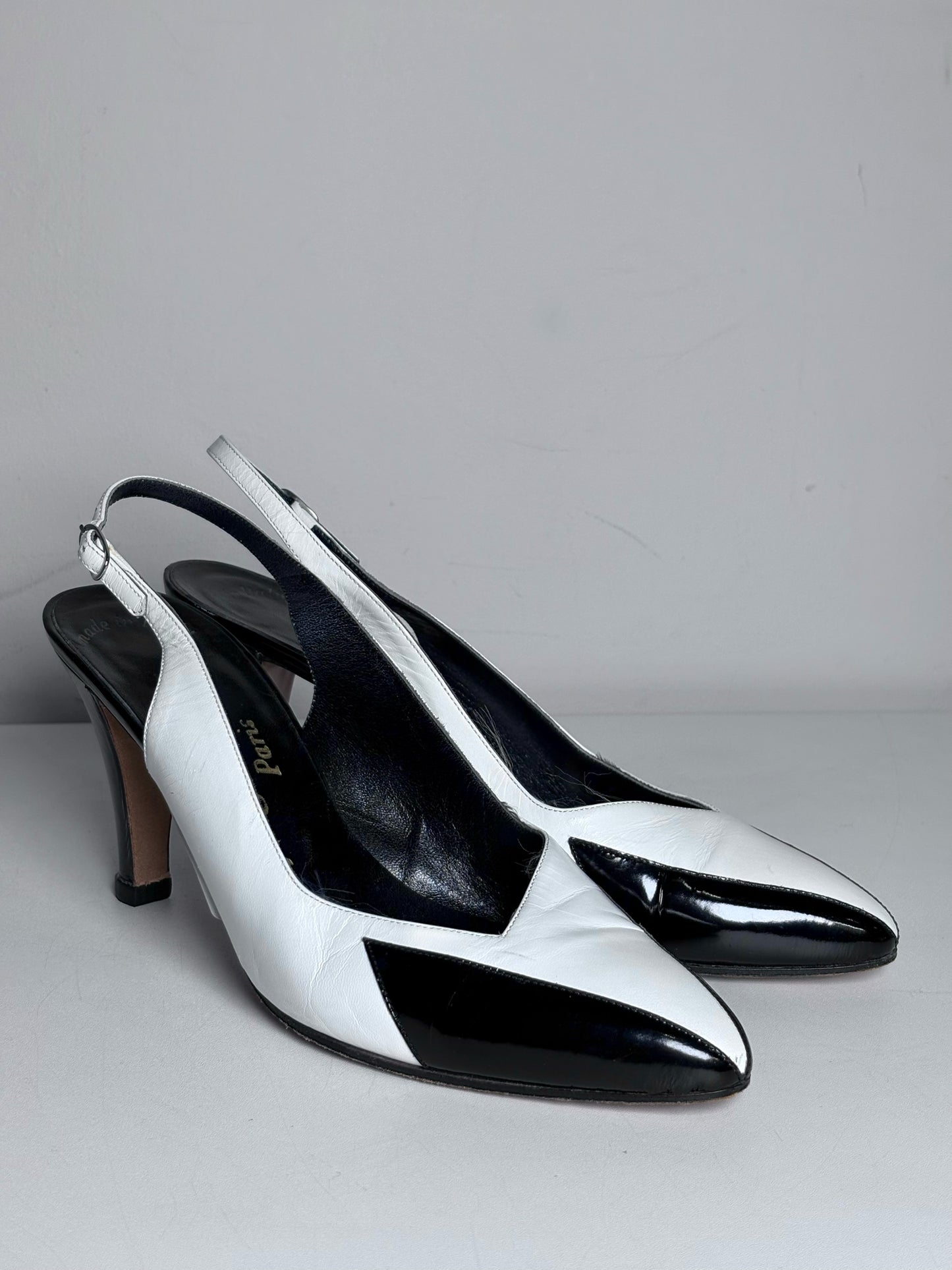 W Shoe Size 8 (Fits 6.5 - 7) Yves Saint Laurent Black, White Leather Heels
