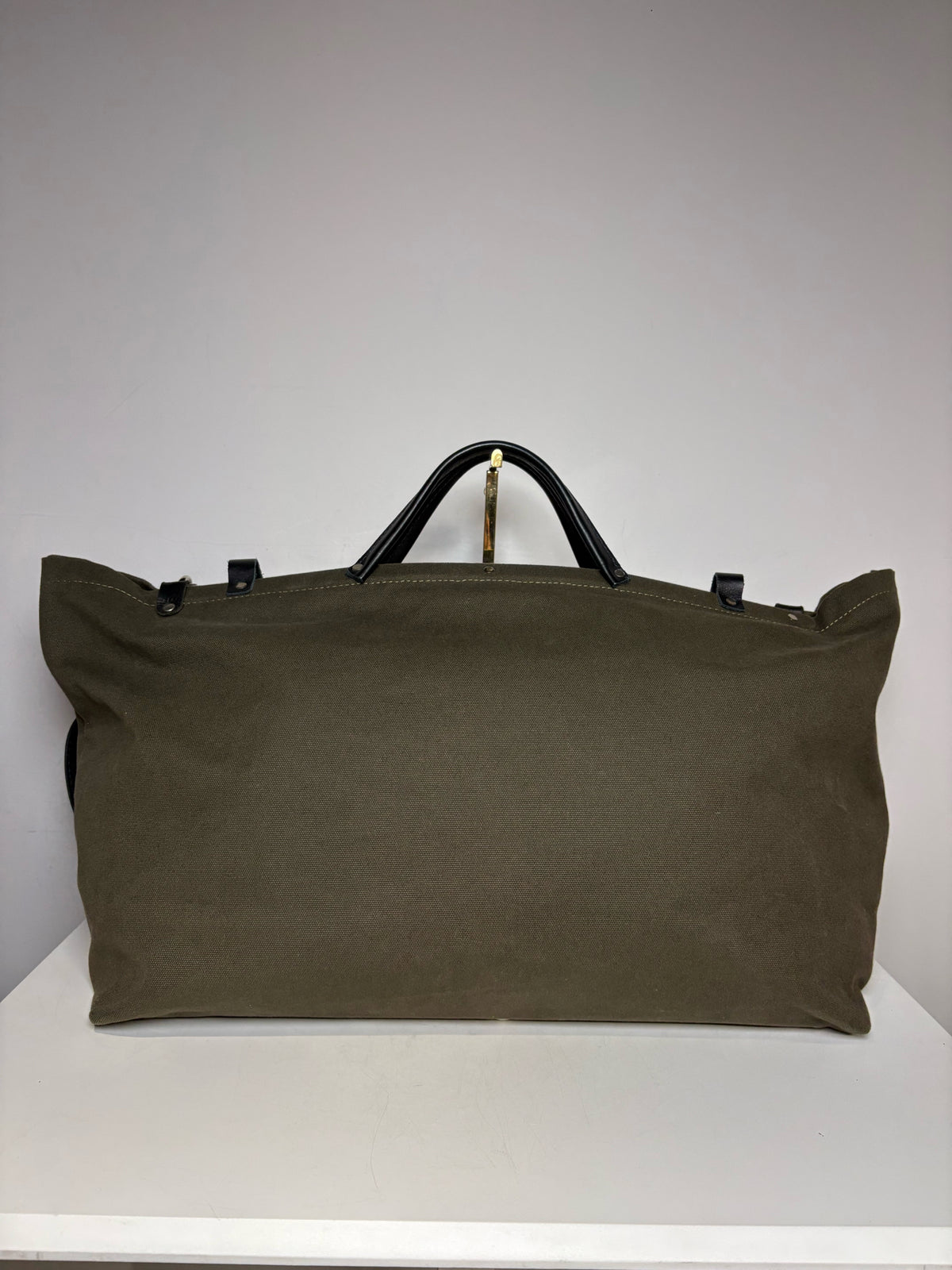 Women's Forestbound ESCAPE Olive Green Canvas Leather Trim NWT Pre-Owned Weekender Tote Bag