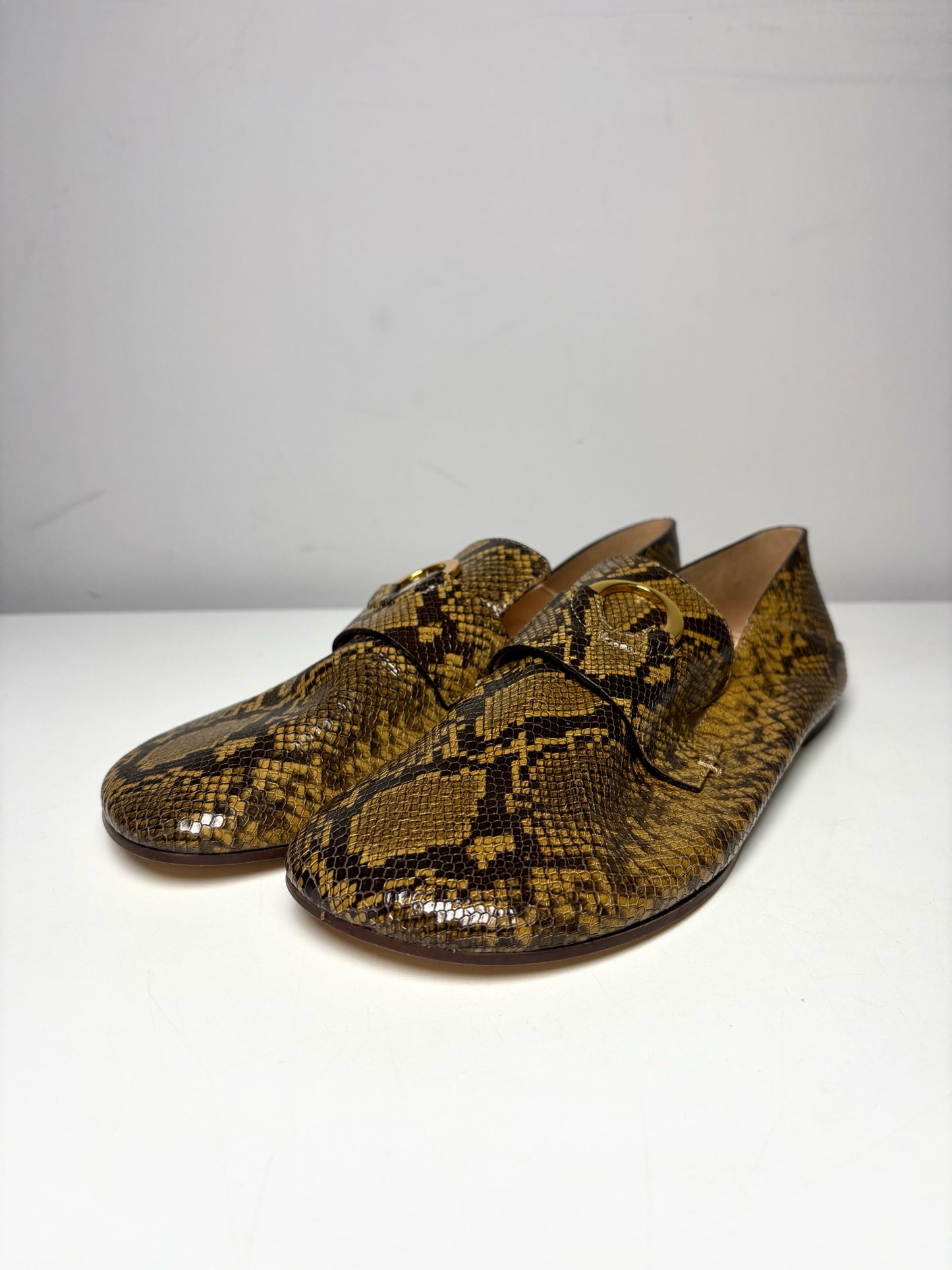 W Size 38 (7.5) Odissi Kali Python Print Leather Pre-owned, NWT Loafers