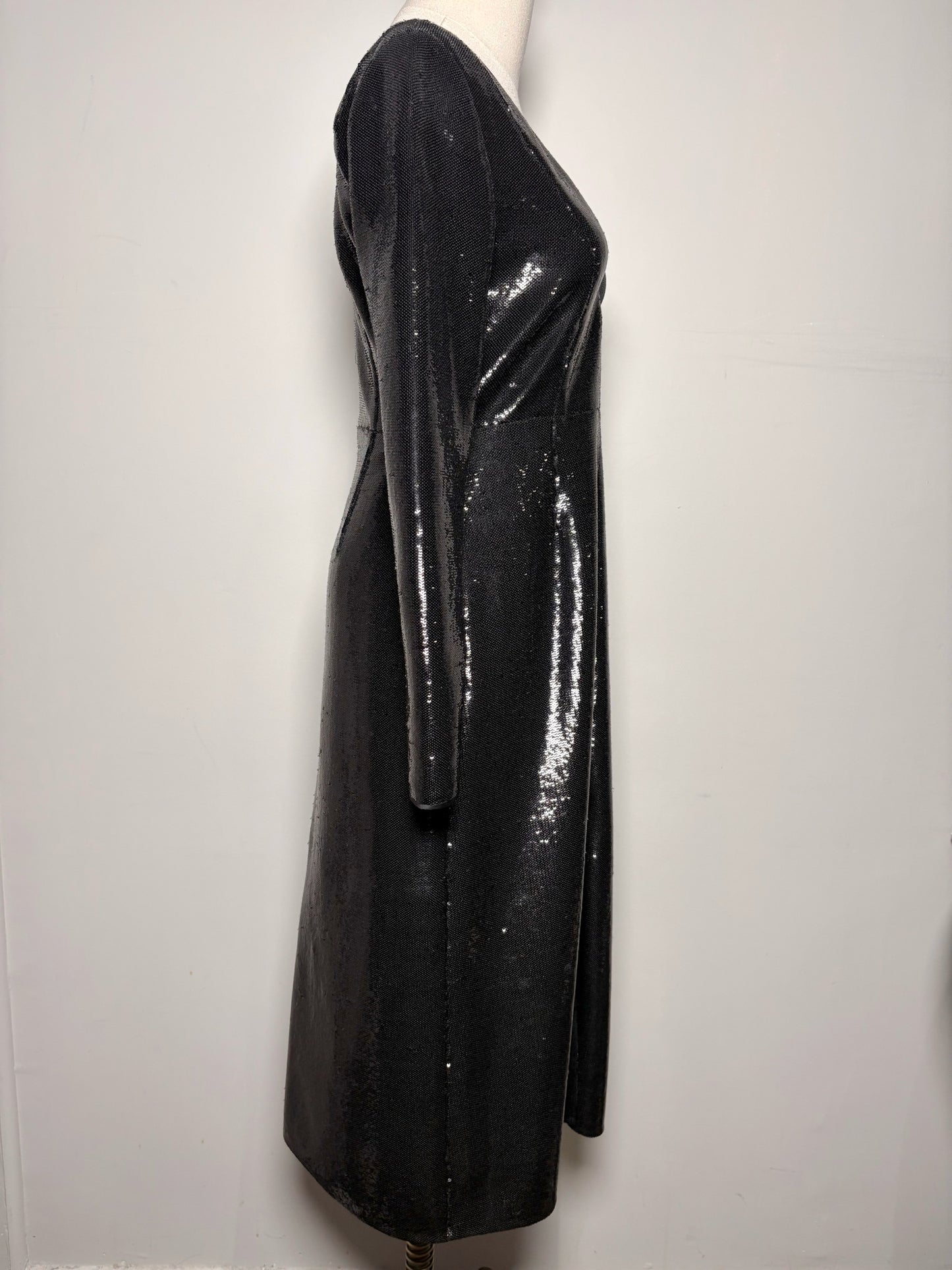 Women Size 4 Diane Von Furstenberg Blue, Black Sequins Cocktail Dress