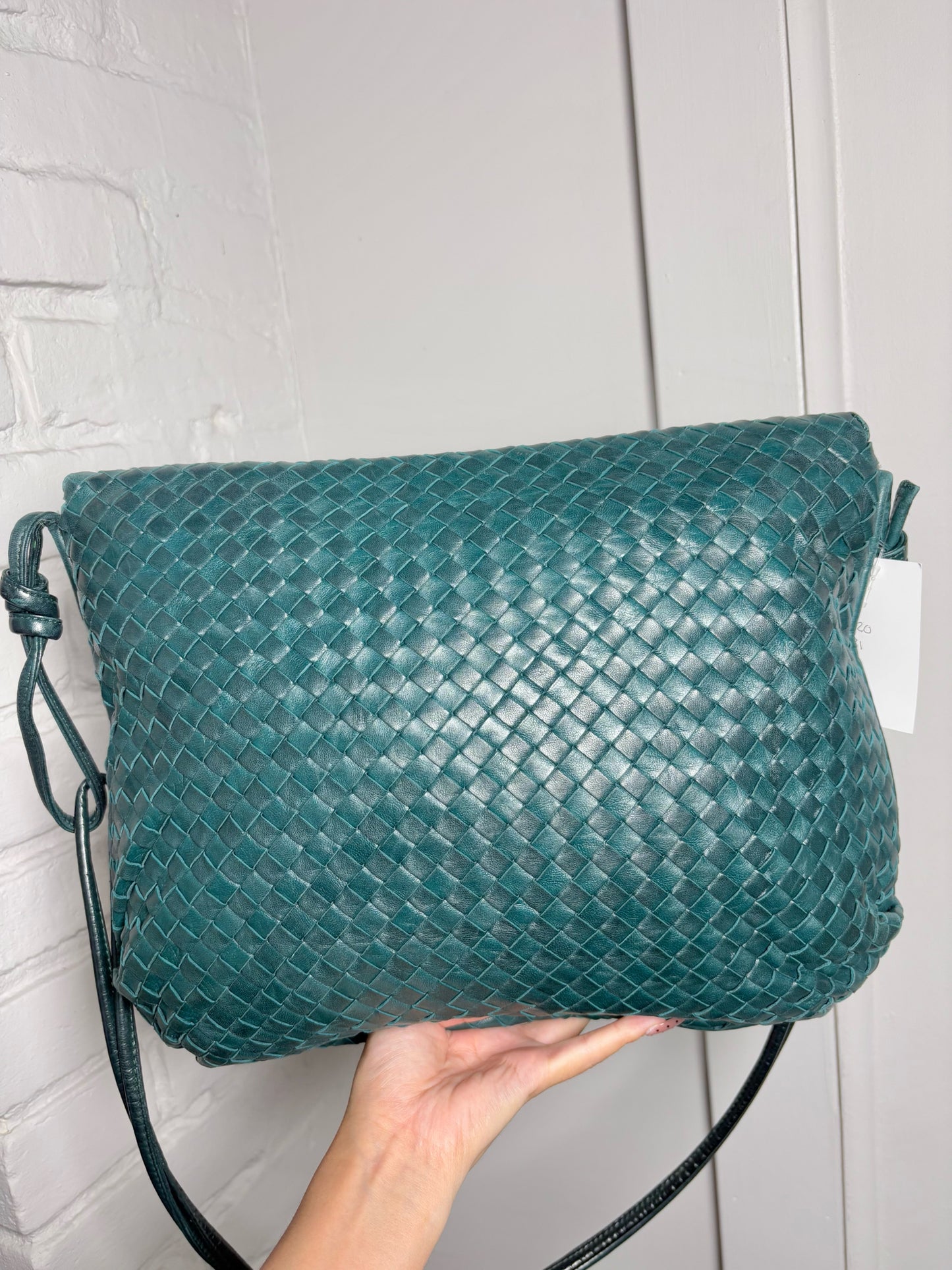 Bottega Veneta Intrecciato Vintage Leather Green Lambskin Crossbody Purse