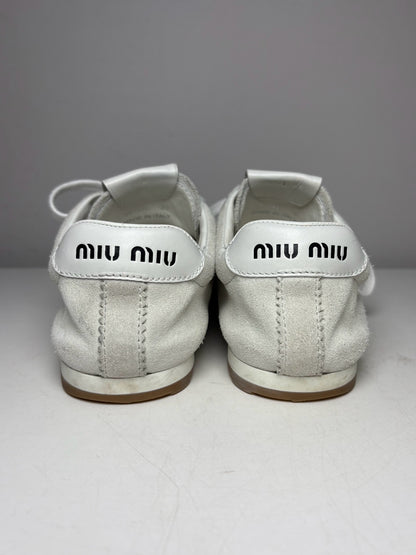 Women's Size 39 (US 9) Miu Miu Plume White Suede Pre-Owned Sneakers