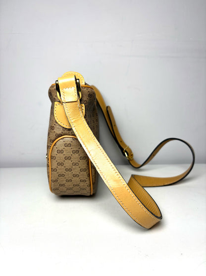 Gucci Monogram Vintage Coated Canvas Pre-owned Beige, Tan Small Purse