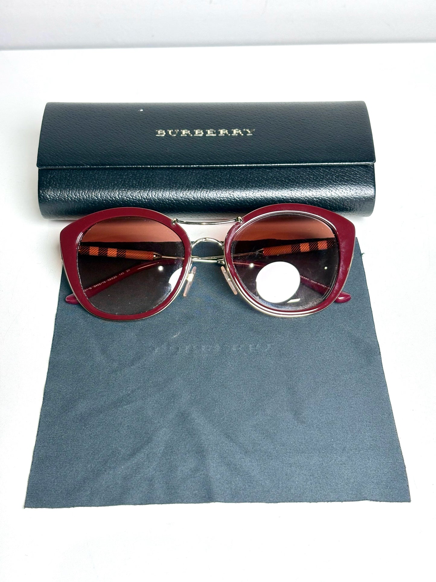 Burberry B4251-Q Cat Eye Women's Pre-owned Burgundy Acetate, Metal Sunglasses
