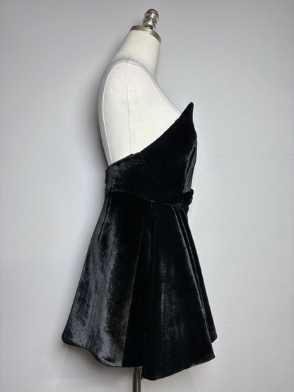 Women Size 6 Brandon Maxwell Black Asymmetric Fit, Flare Velvet Cocktail Dress
