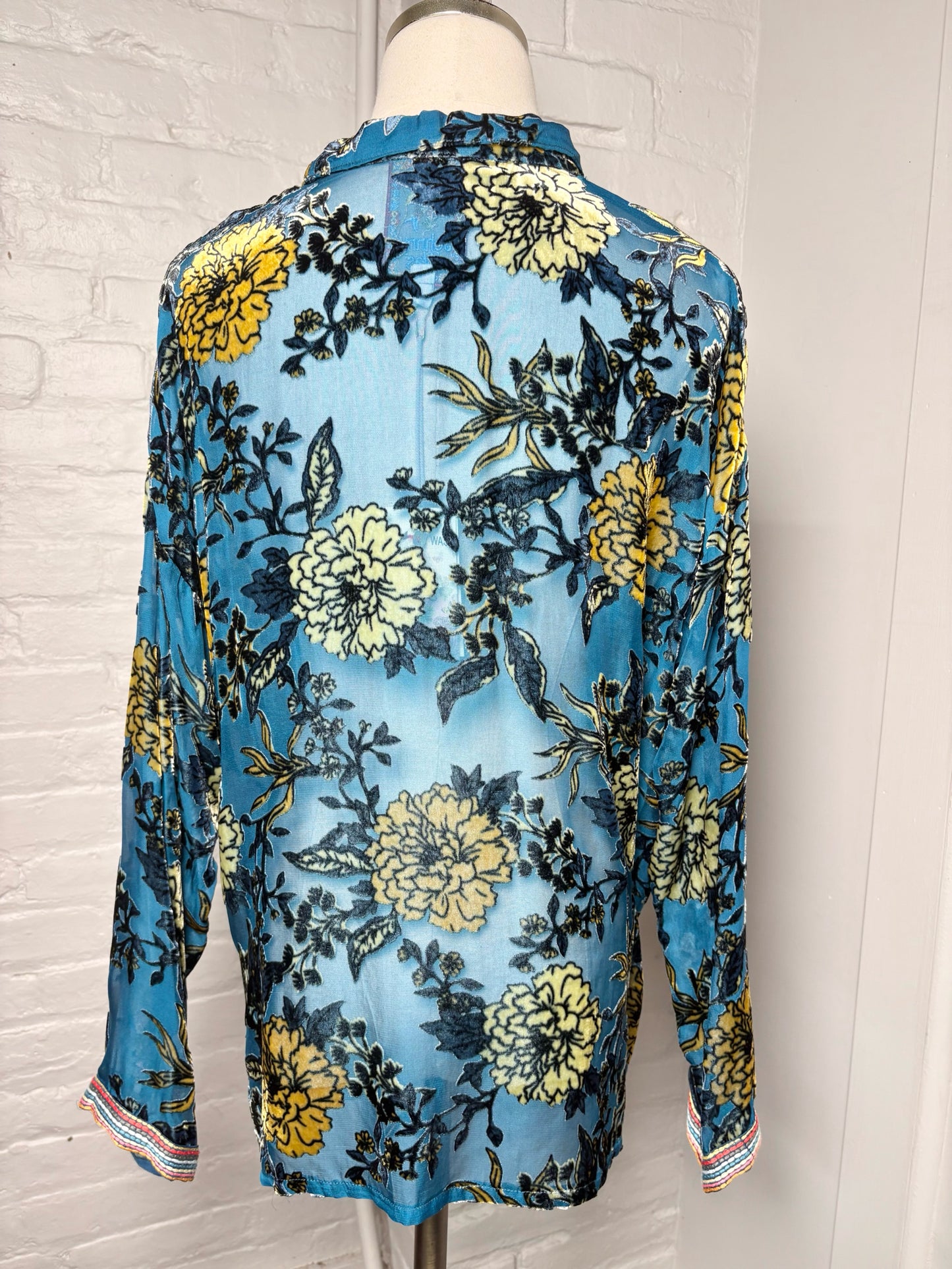 Women Size 2 Johnny Was Teal Floral Print Rayon, Silk NWT Shirt