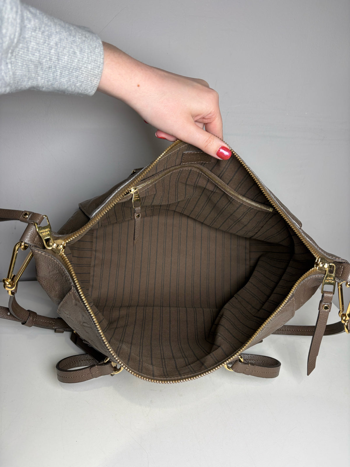 Women's Louis Vuitton Lumineuse PM Taupe Monogram Empreinte Leather Authentic Pre-Owned Bag