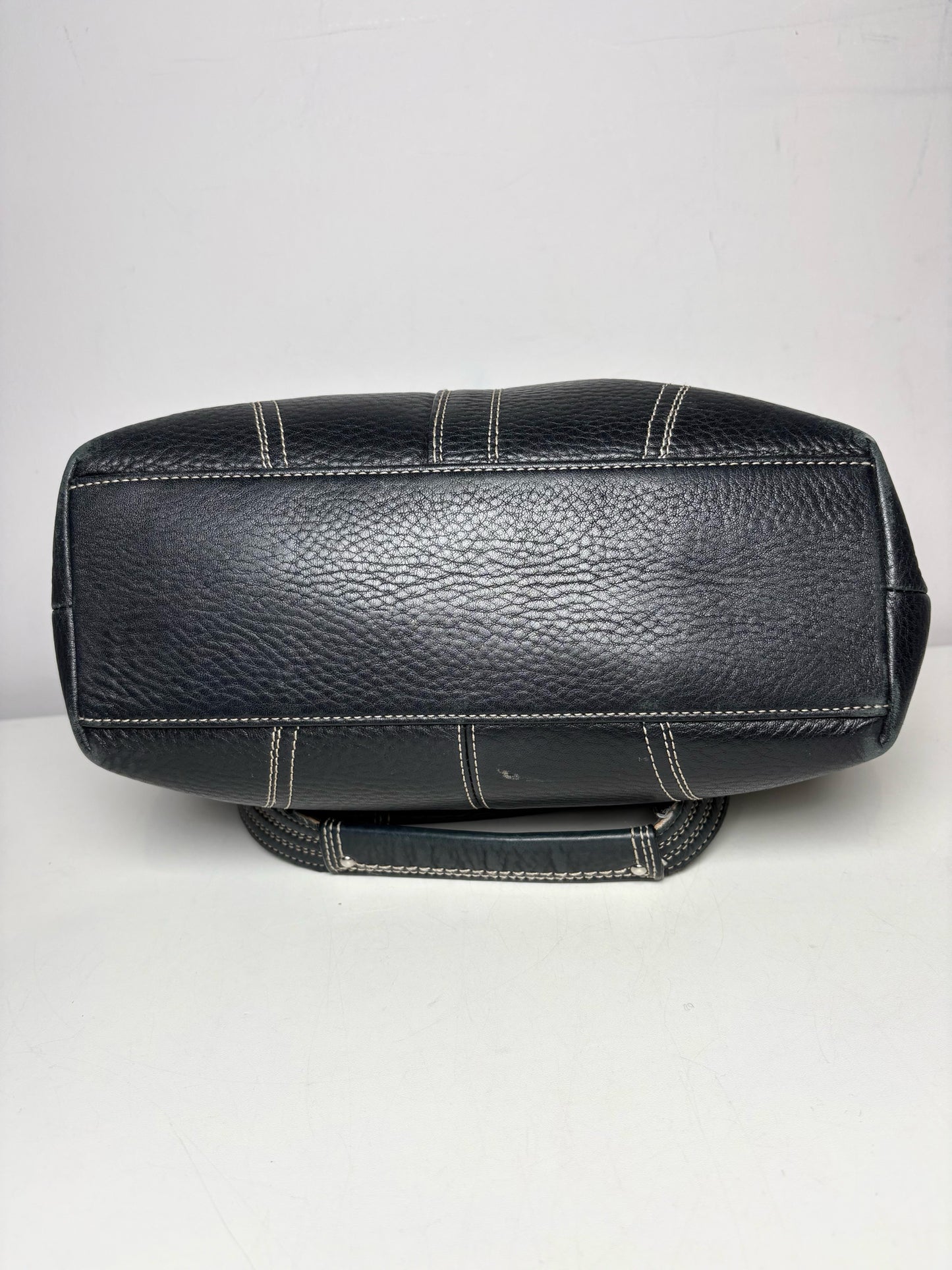 Women's Coach Solid Vintage Leather Pre-owned; Fair Black Leather Medium Purse