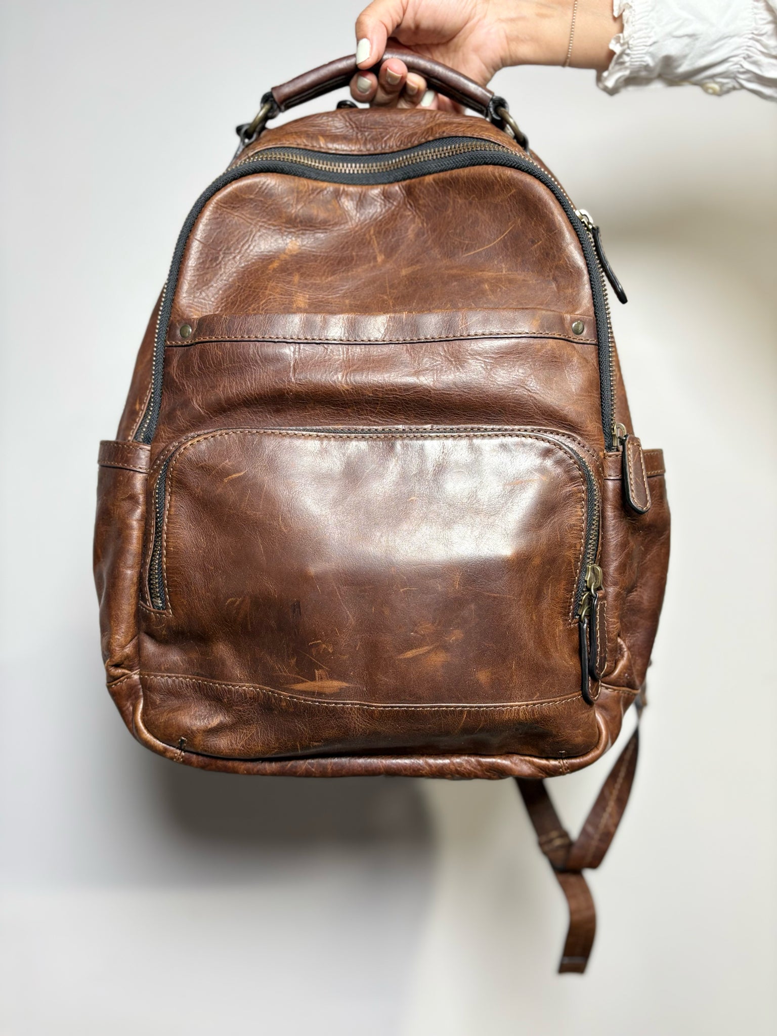 Frye Brown Leather Men's Backpack – VIDA STYLE SHOP
