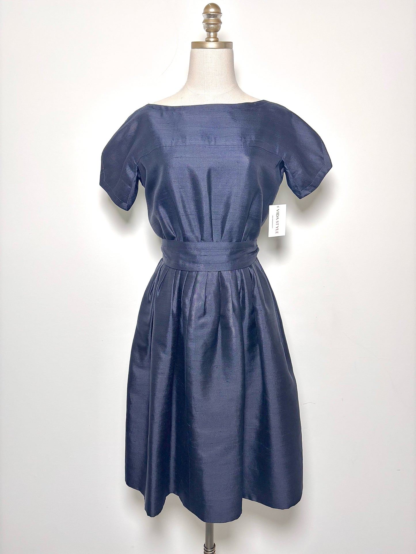 Women Size M Galanos Black Solid Raw Silk Cocktail Dress