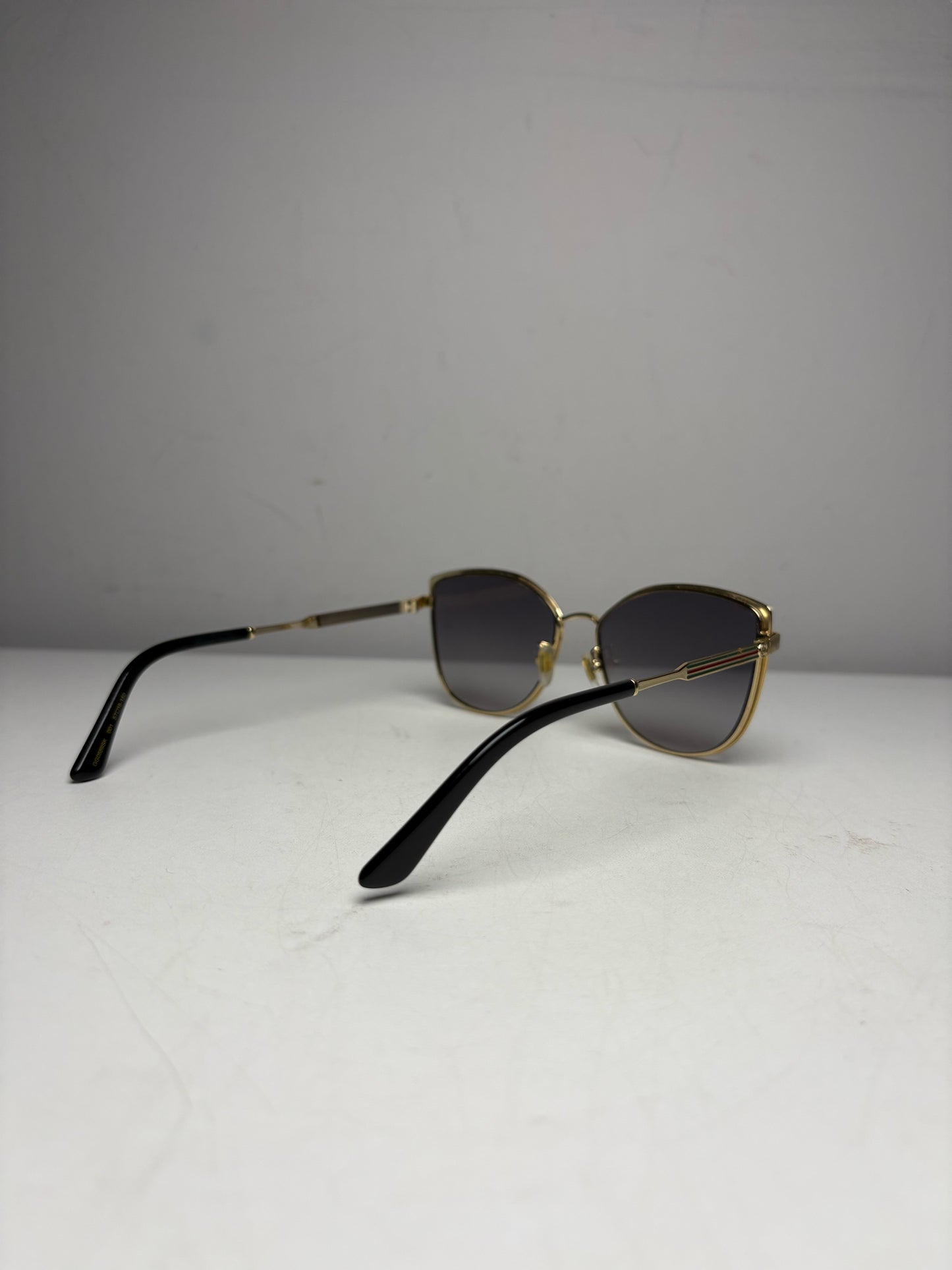Women's Gucci GG0589SK Black & Gold Metal Pre-Owned Cat-Eye Sunglasses