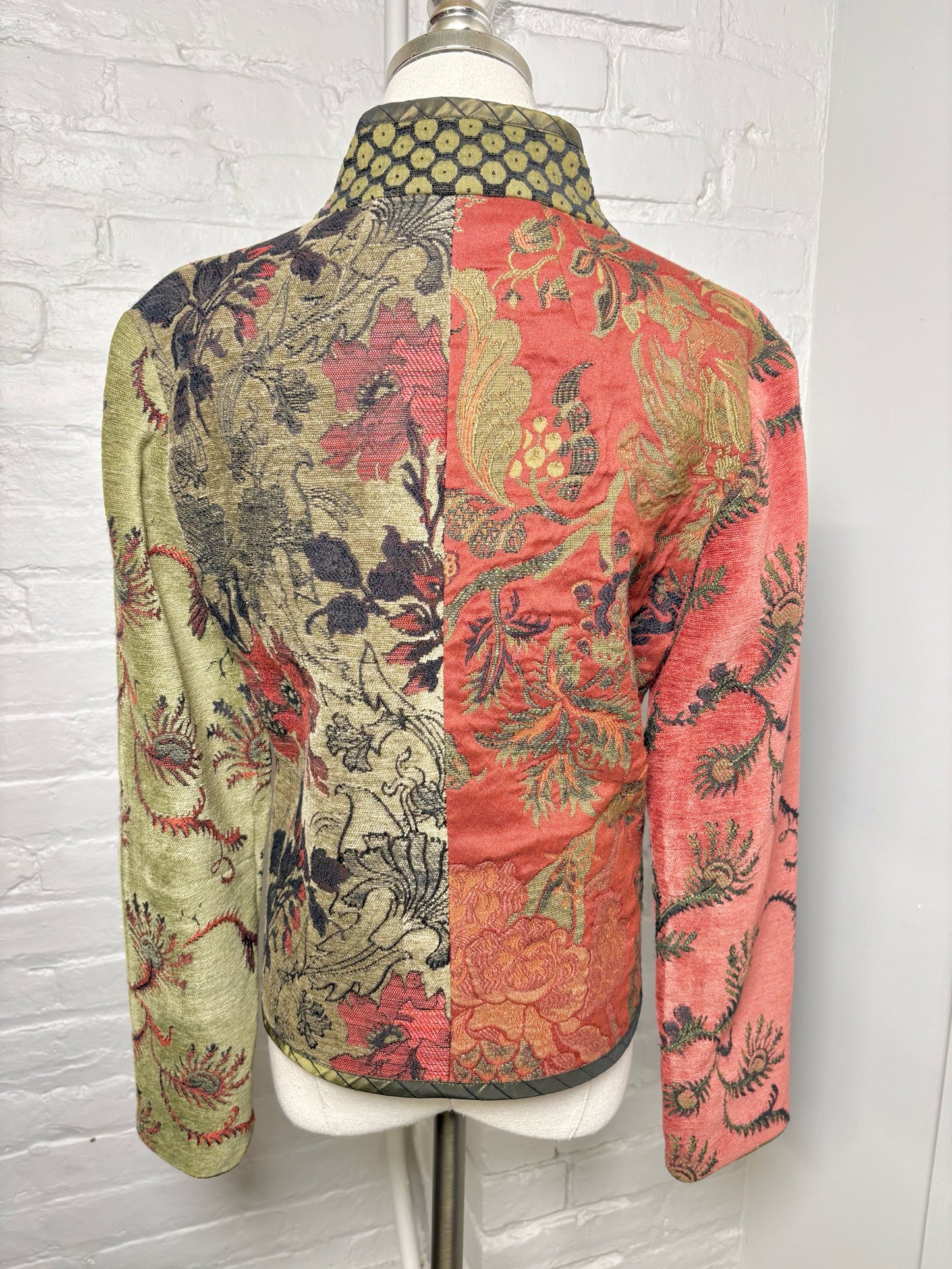 Women Size P Mary Lynn O'Shea Olive, red, black Jacquard Jacket