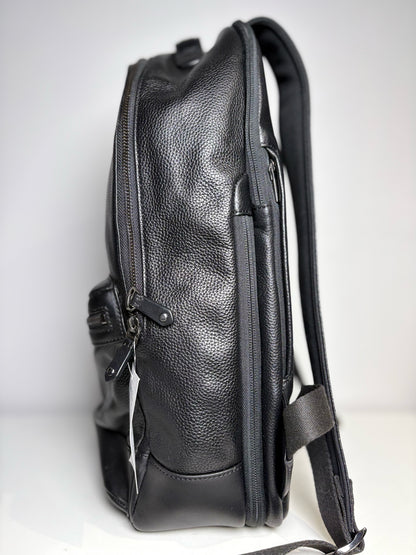 Hook & Albert Black Leather Men's Backpack