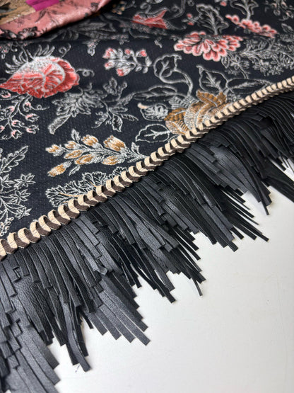 Women's Size XL Save the Queen Pink Black Gold Metallic Jacquard Pre-Owned Jacket