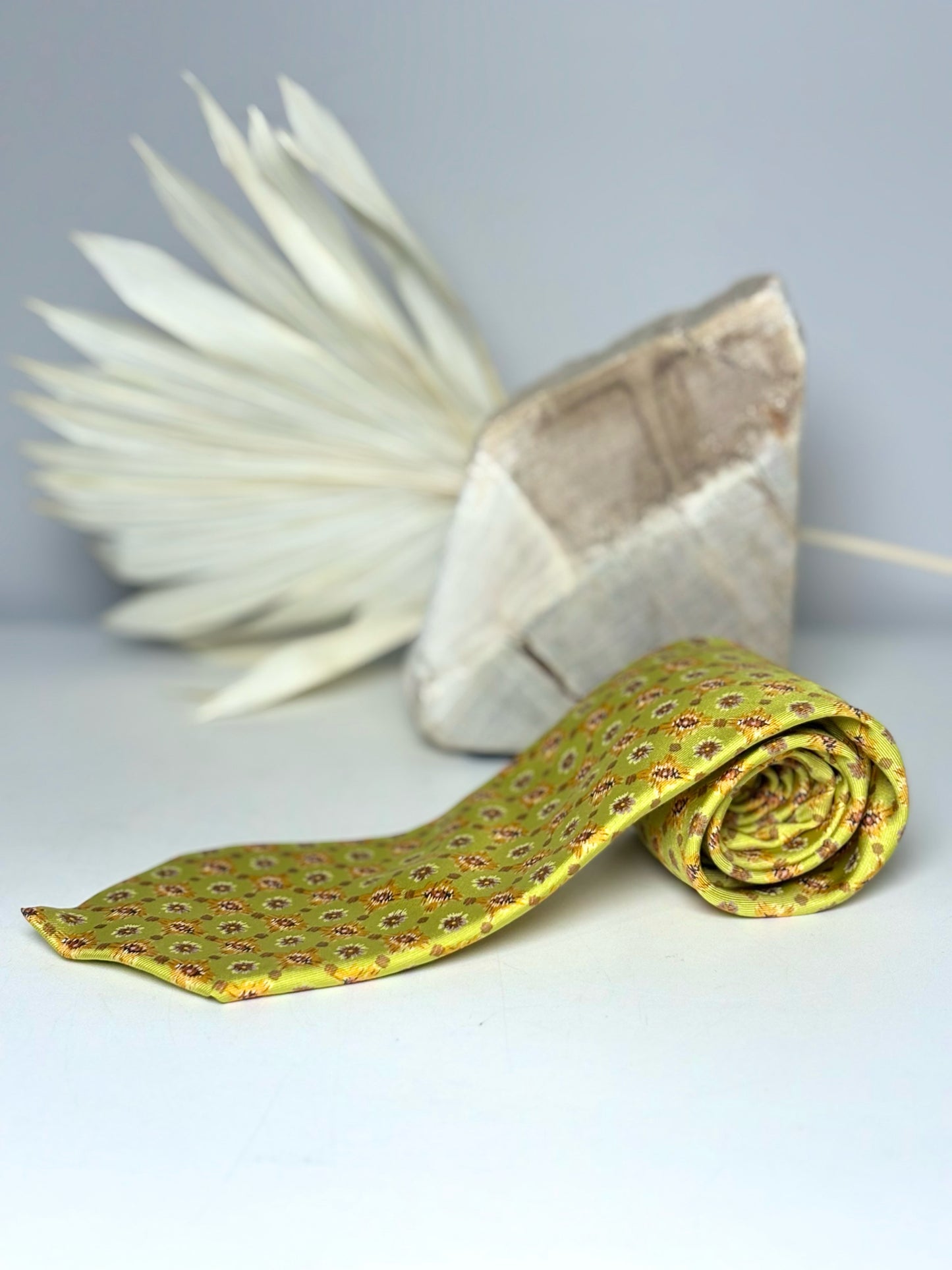 Hermes Lime Green 100% Silk Geometric Print Men's Tie