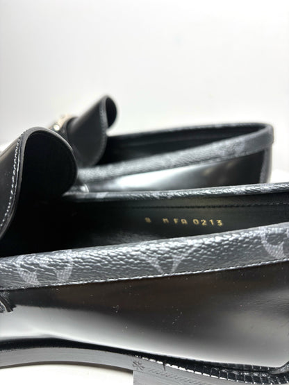 Louis Vuitton Black Leather Solid Mens Shoe Size 8M Men's Pre-owned, NWT Loafers