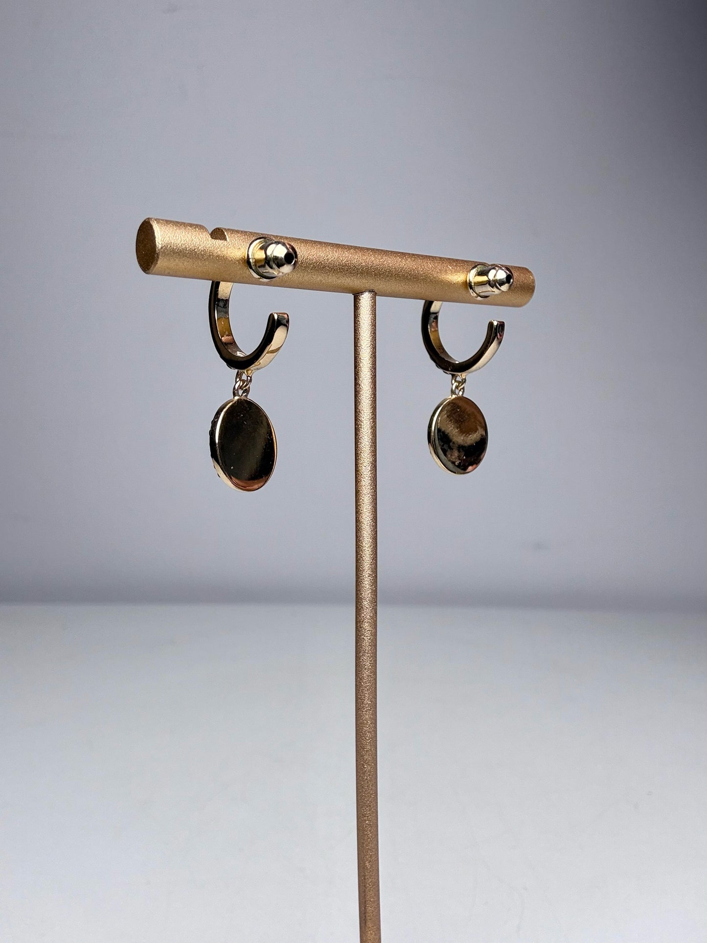 Gold Plated Kate Spade New York Ave Pre-owned Black Gemstones Gold Earrings