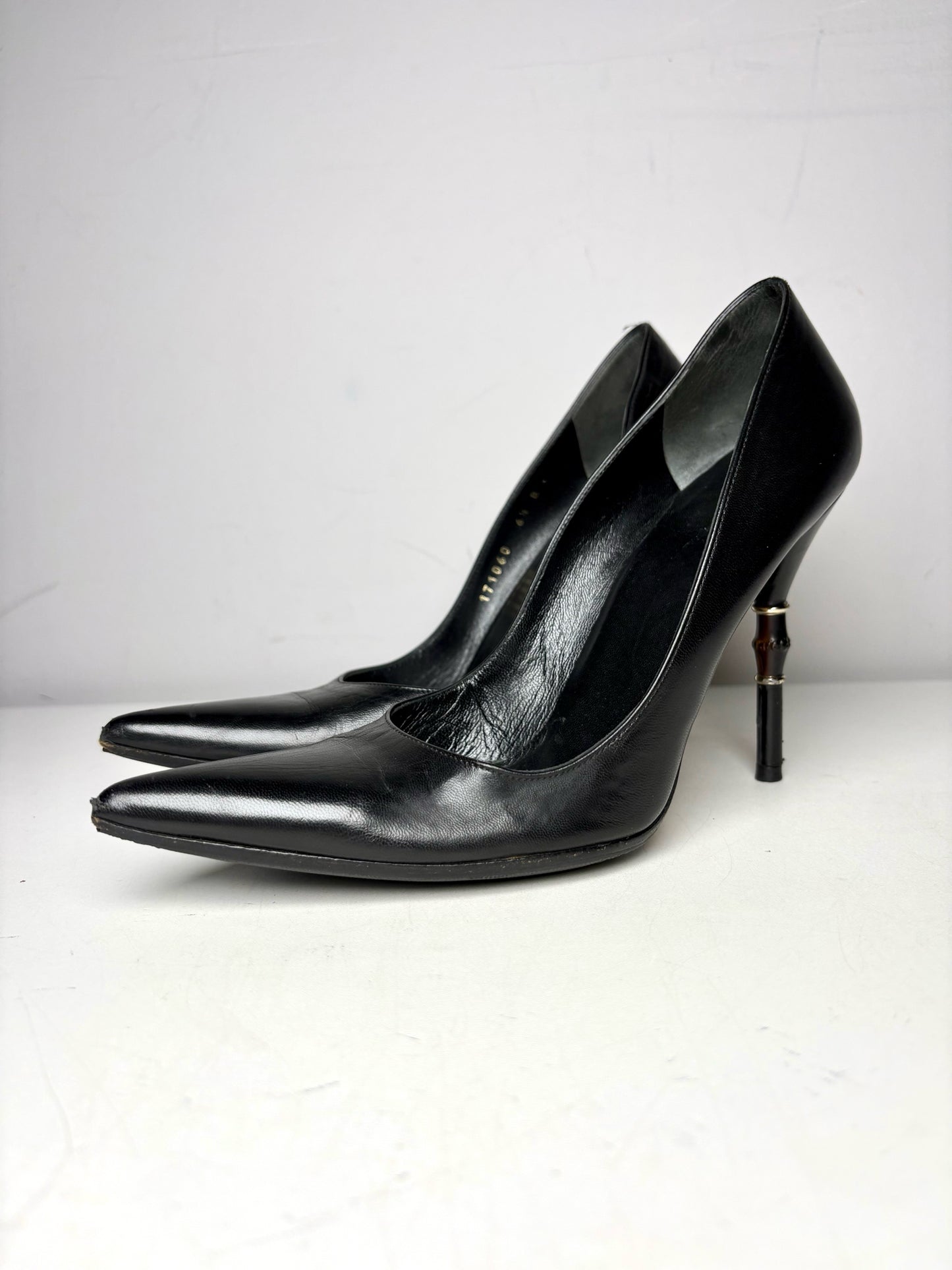 W Shoe Size 6.5 Gucci Black Leather Horn/Tortoise Pre-owned Heels