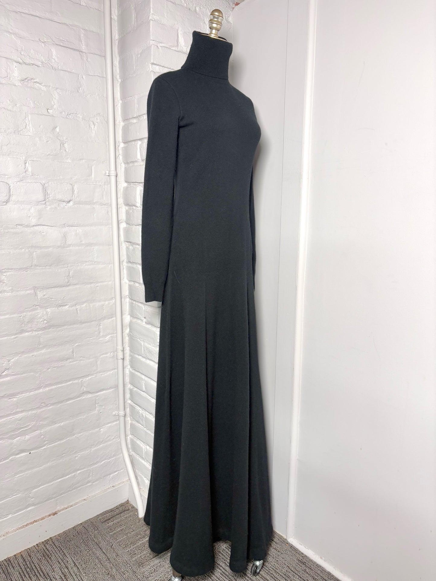 Women Size L Ralph Lauren Purple Label Black Cashmere Maxi Dress