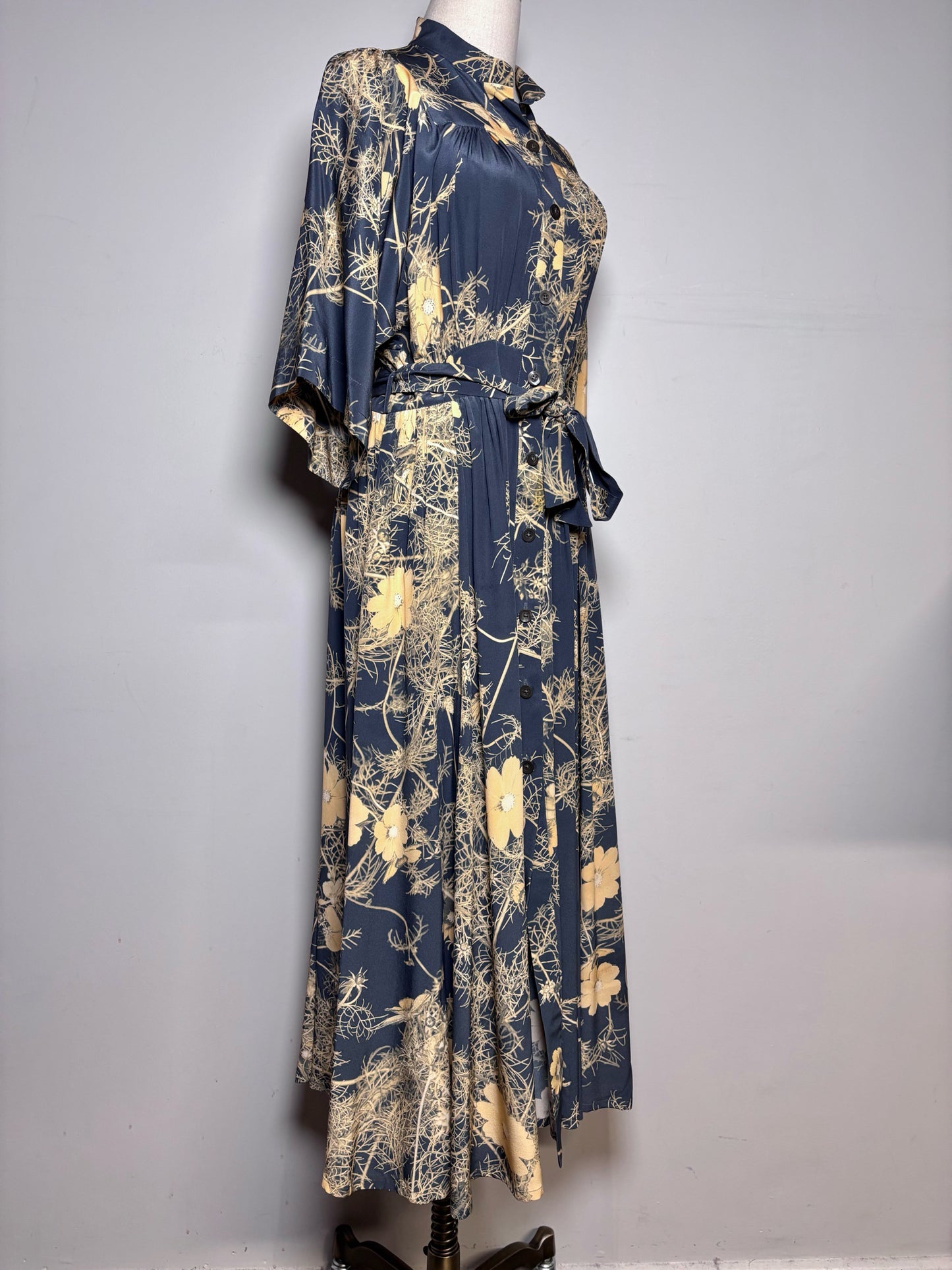 Women Size 38 (6 US) Dries Van Noten Blue, Cream Print Pure Silk Pre-owned Dress
