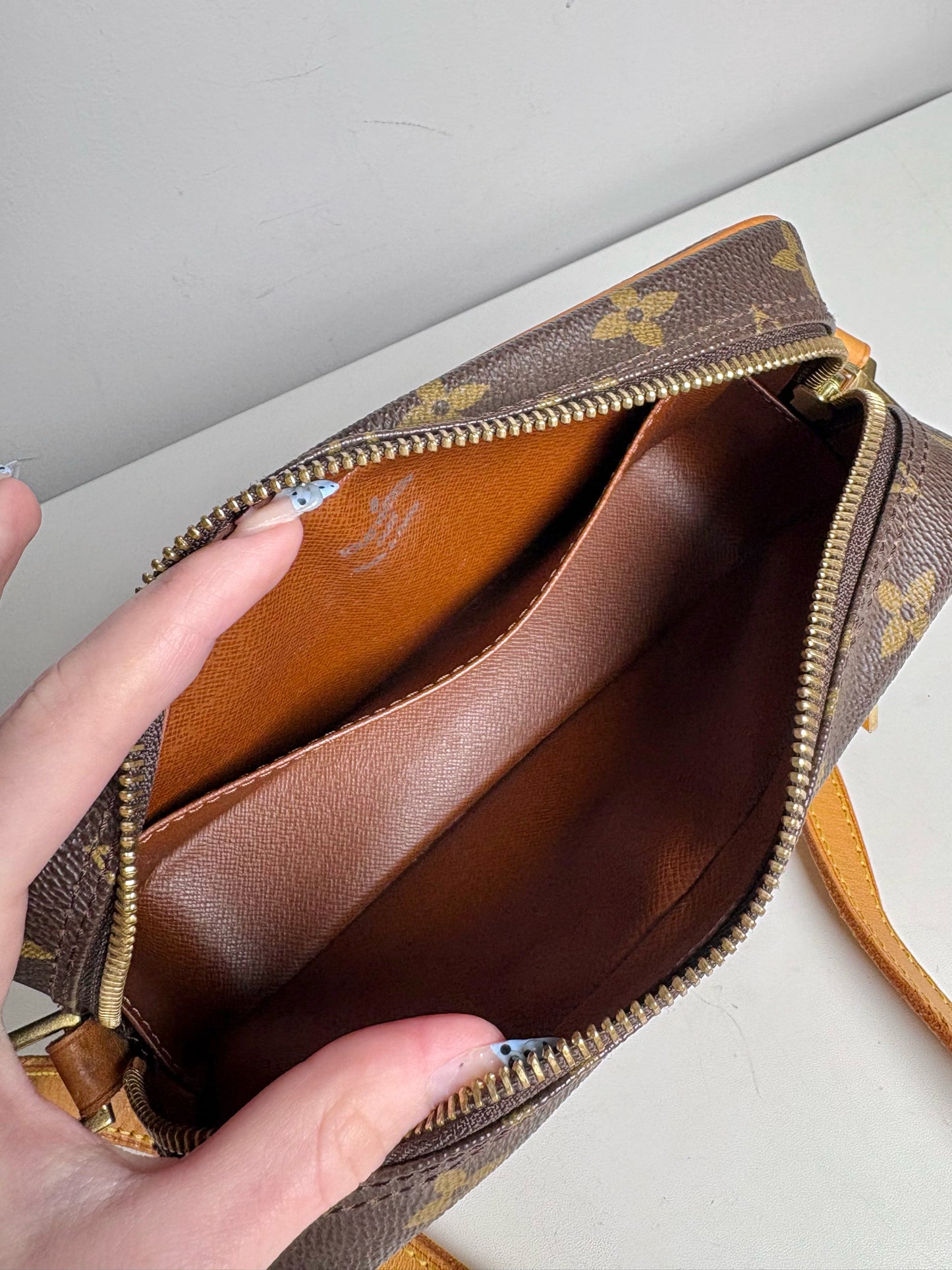 Louis Vuitton Cite Pochette PM Monogram Vintage Pre-owned Bag