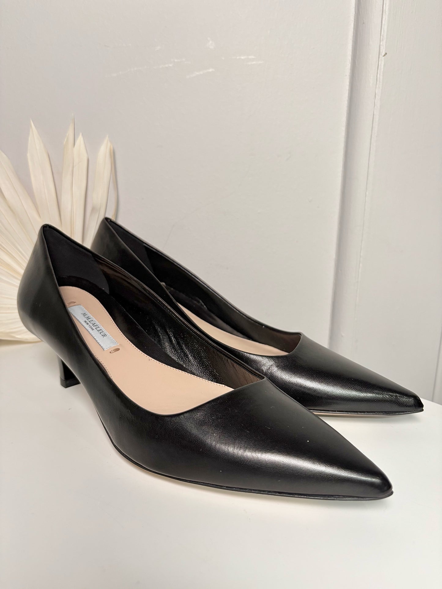 W Shoe Size 37.5 (7 US) M.M. Lafleur Black Leather Lilliana Pumps