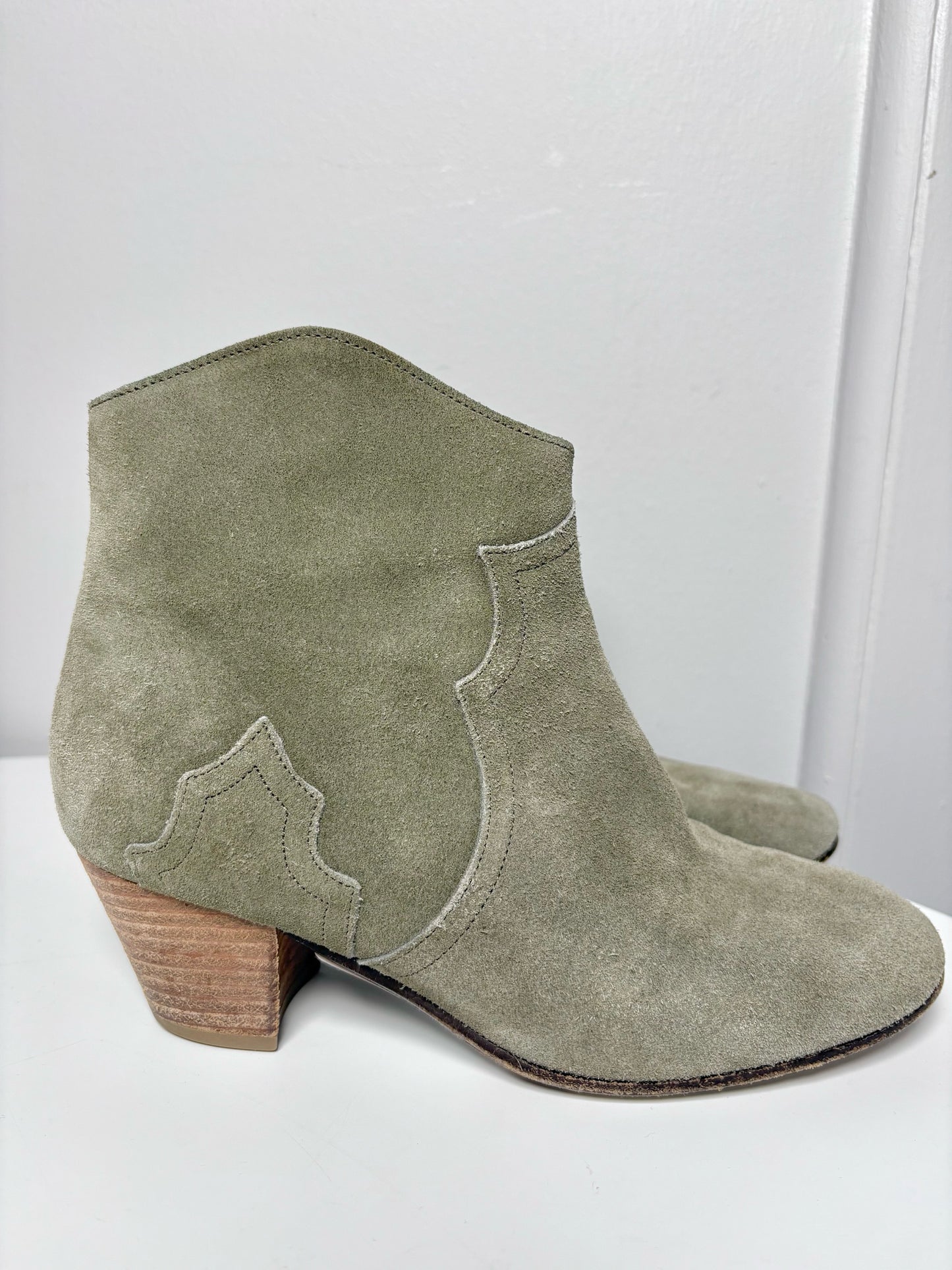W Shoe Size 36.5 (6.5 US) Isabel Etoile Marant Olive Green Suede Ankle Boots