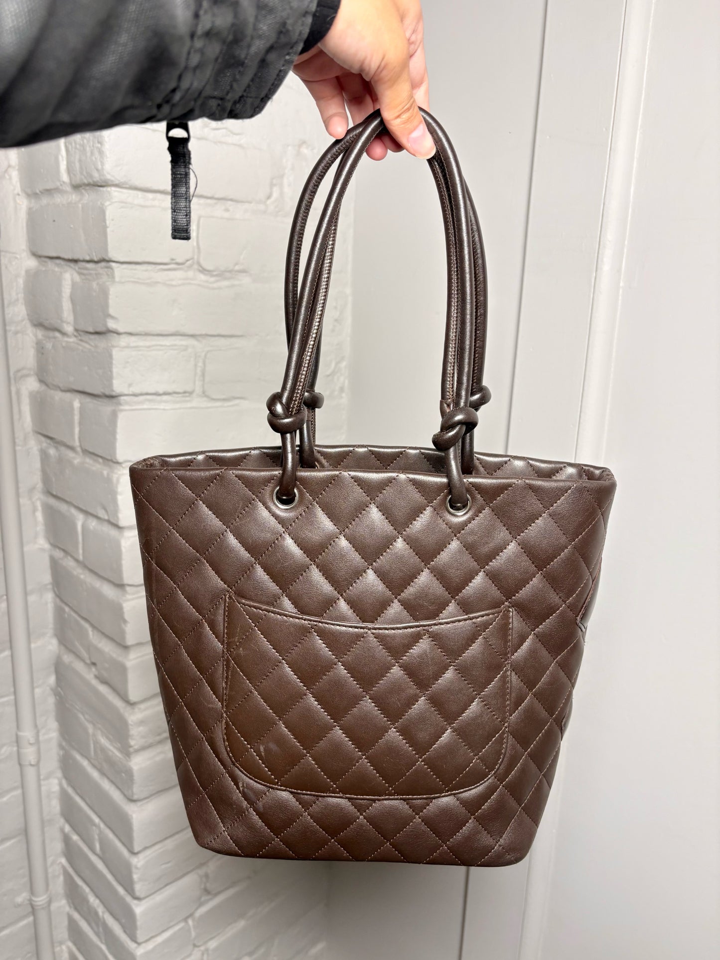 Leather Chanel Quilted Vintage Leather Brown Calfskin Medium Purse