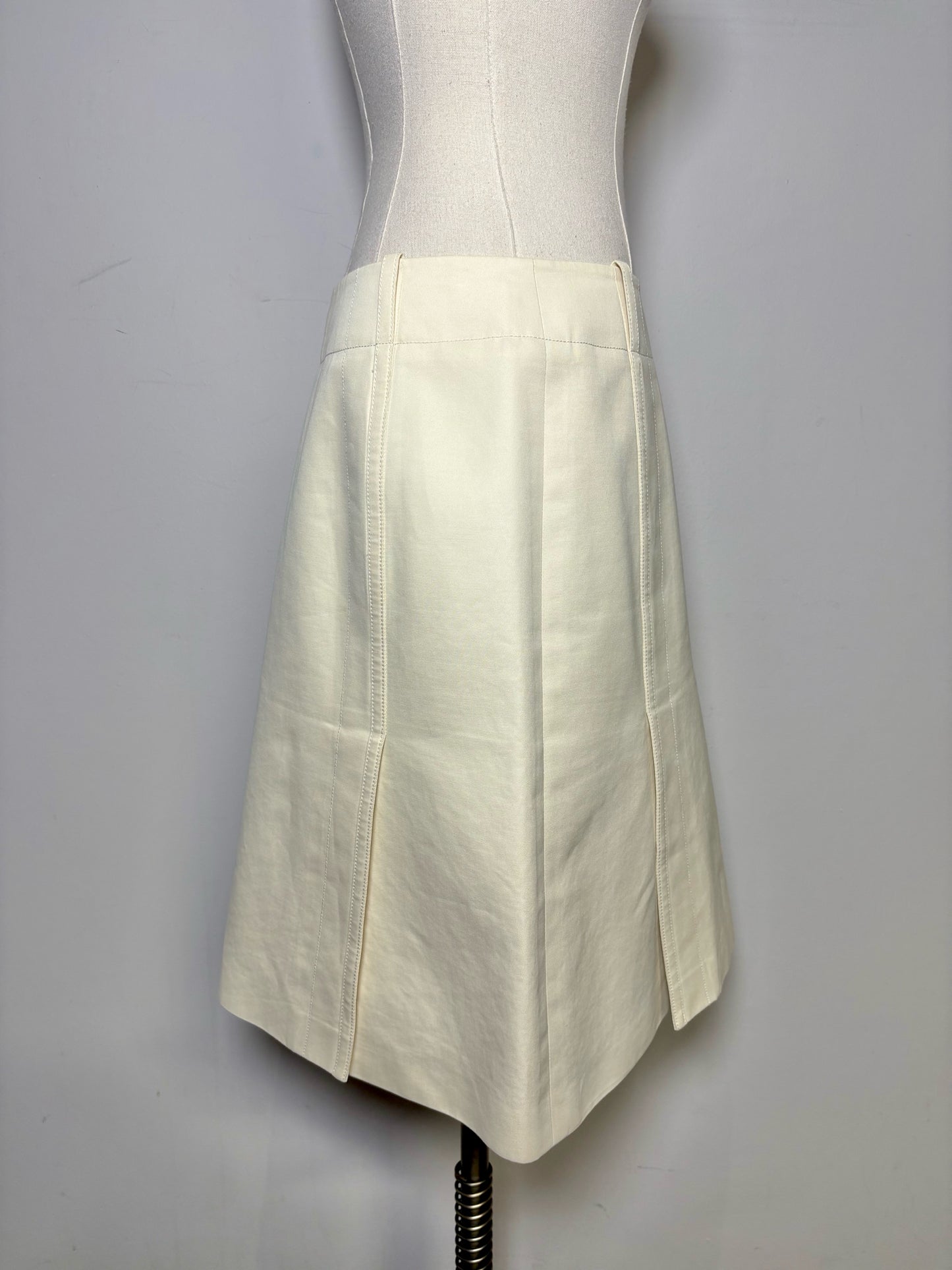 Women Size 44 (10, US) Loro Piana Ivory Pure Silk Pre-owned Knee Length Skirt
