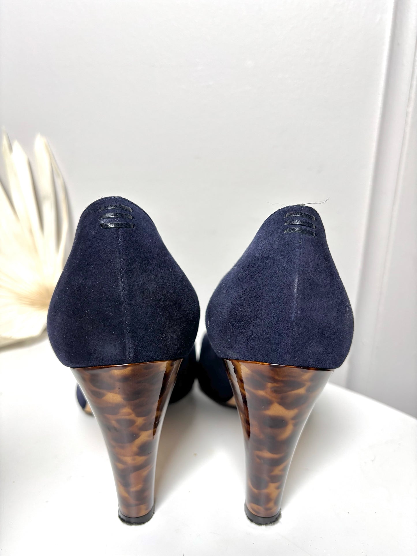 W Shoe Size 40.5 (10.5 US) Sarah Flint Navy Blue Suede Heels