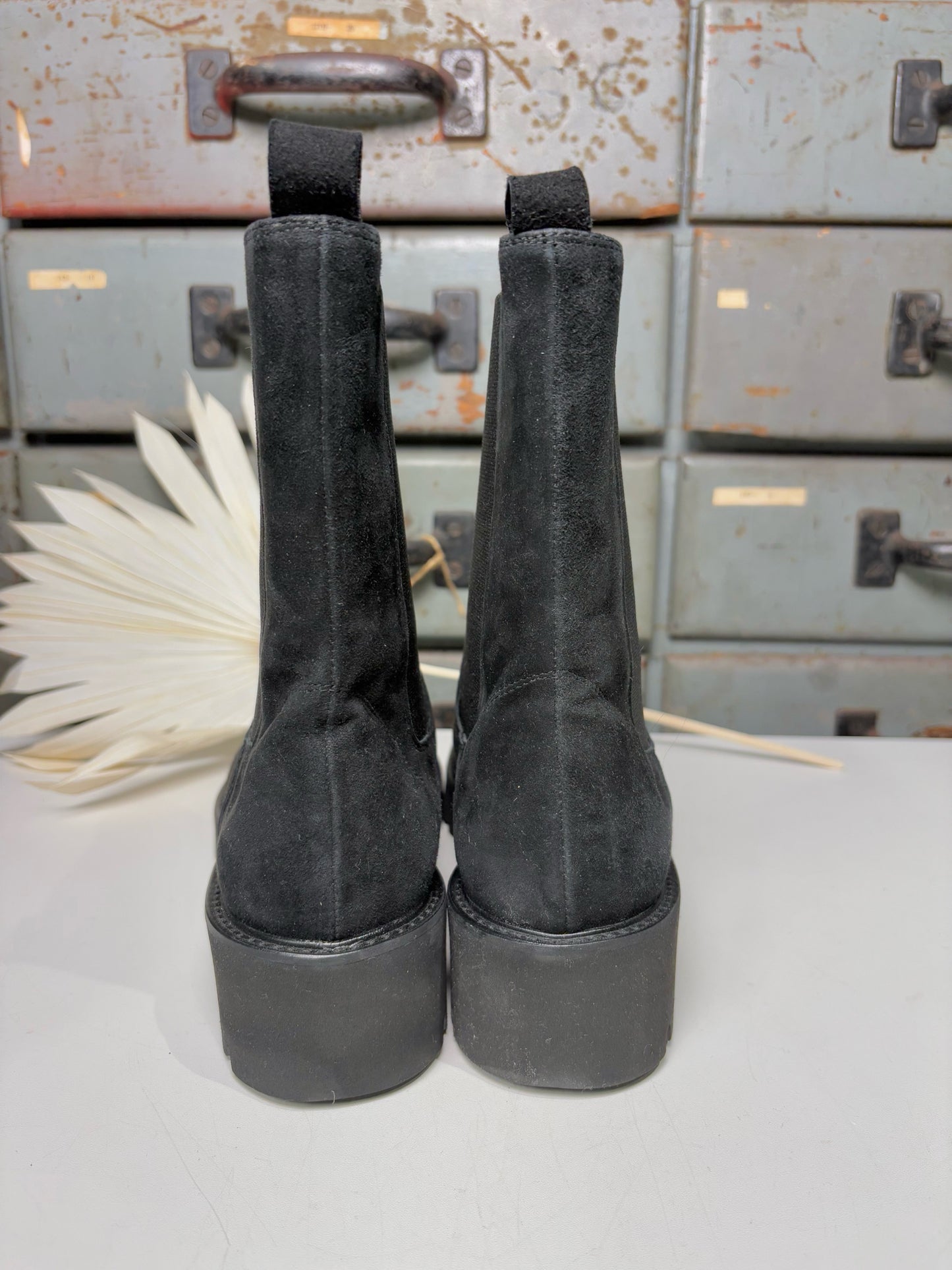 W Shoe Size 39 (8.5 US) Ann Mashburn Black Suede Boots