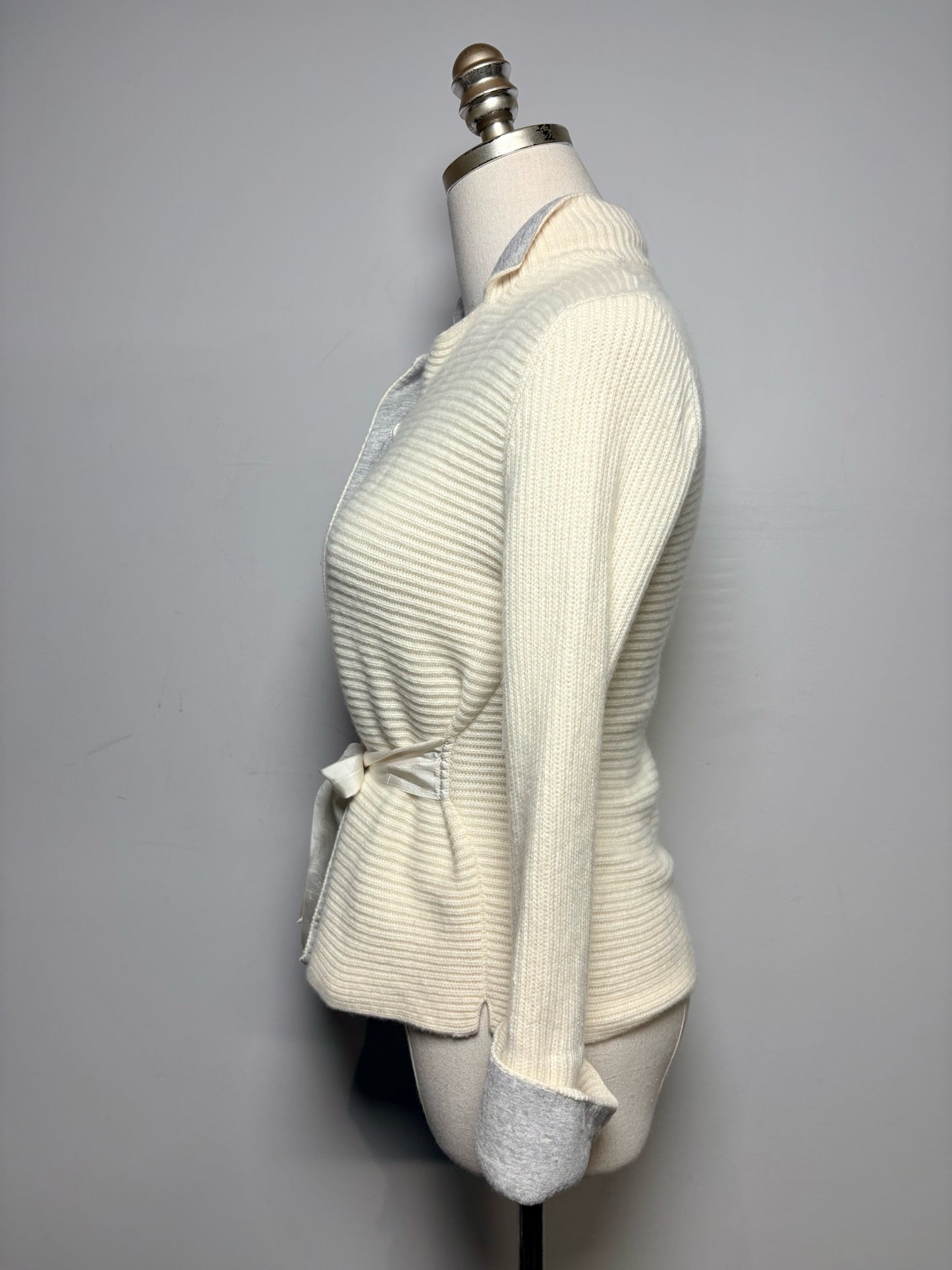 Women's Size S (Estimated) Brunello Cucinelli Cream Cashmere Pre-Owned Ribbed Sweater