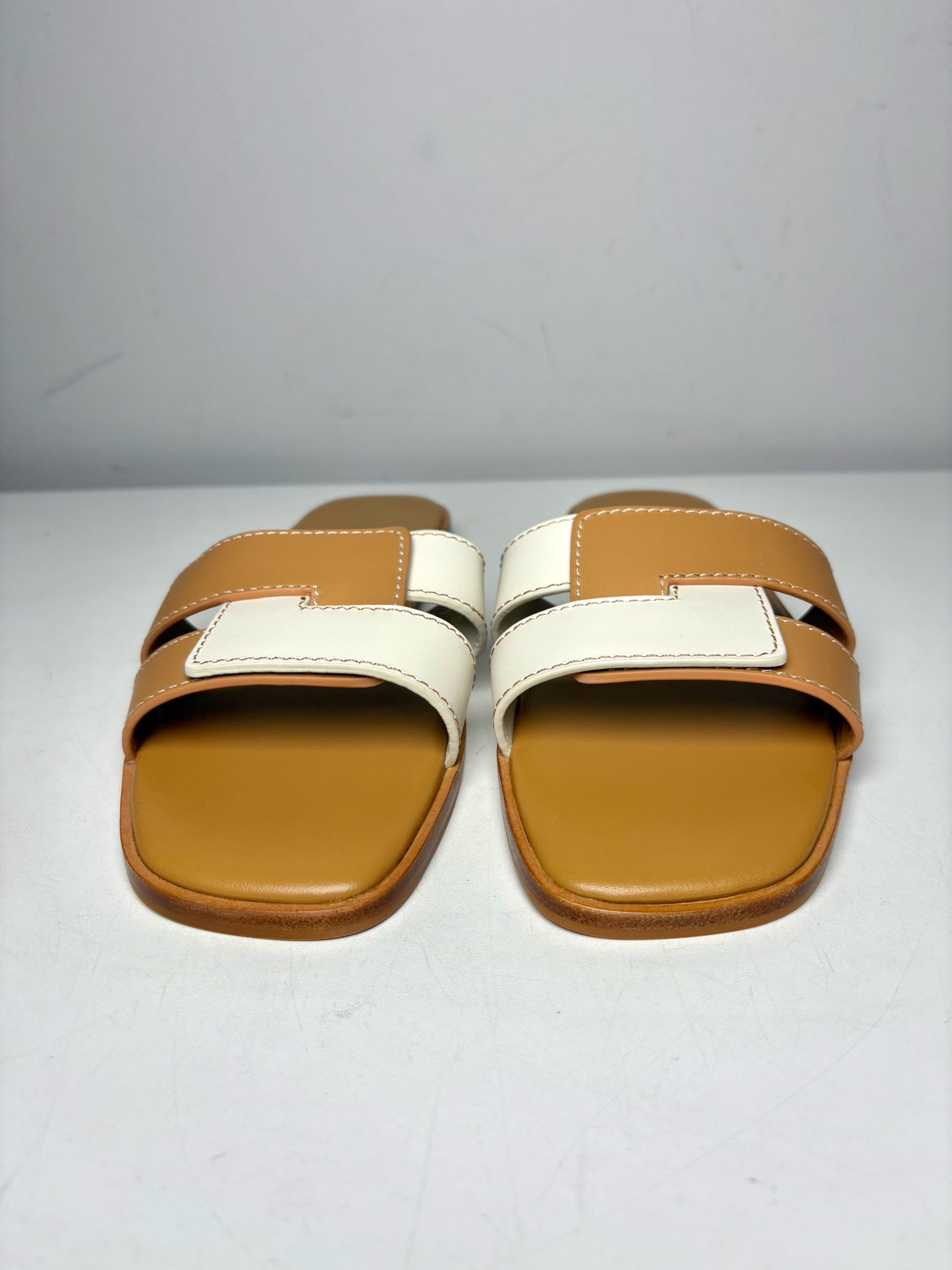 W Shoe Size 9 Tuckernuck Cognac & White Muse Leather Sandals