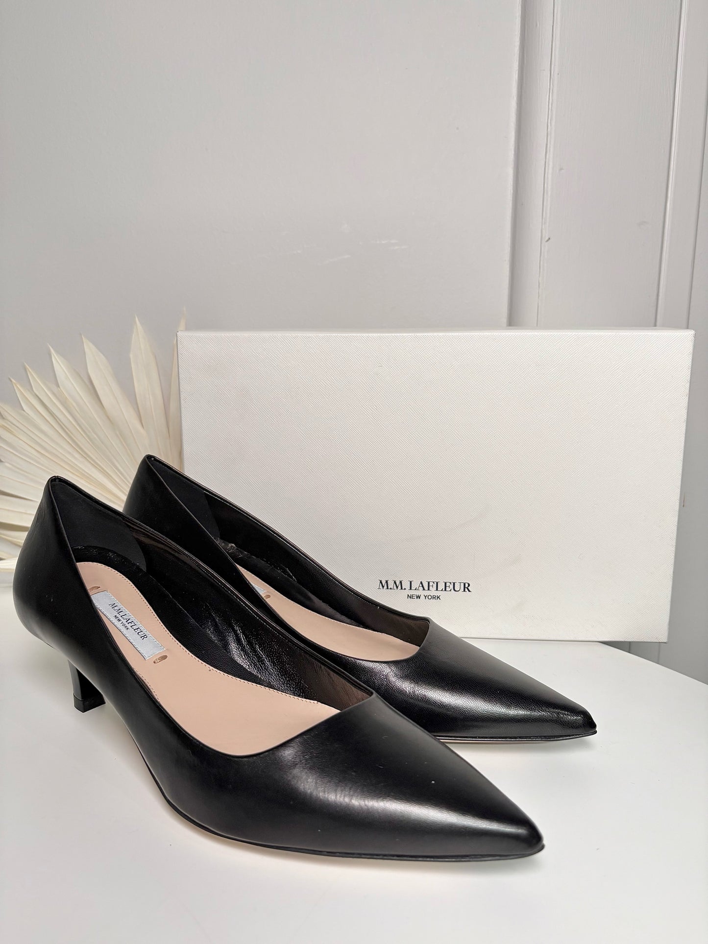 W Shoe Size 37.5 (7 US) M.M. Lafleur Black Leather Lilliana Pumps